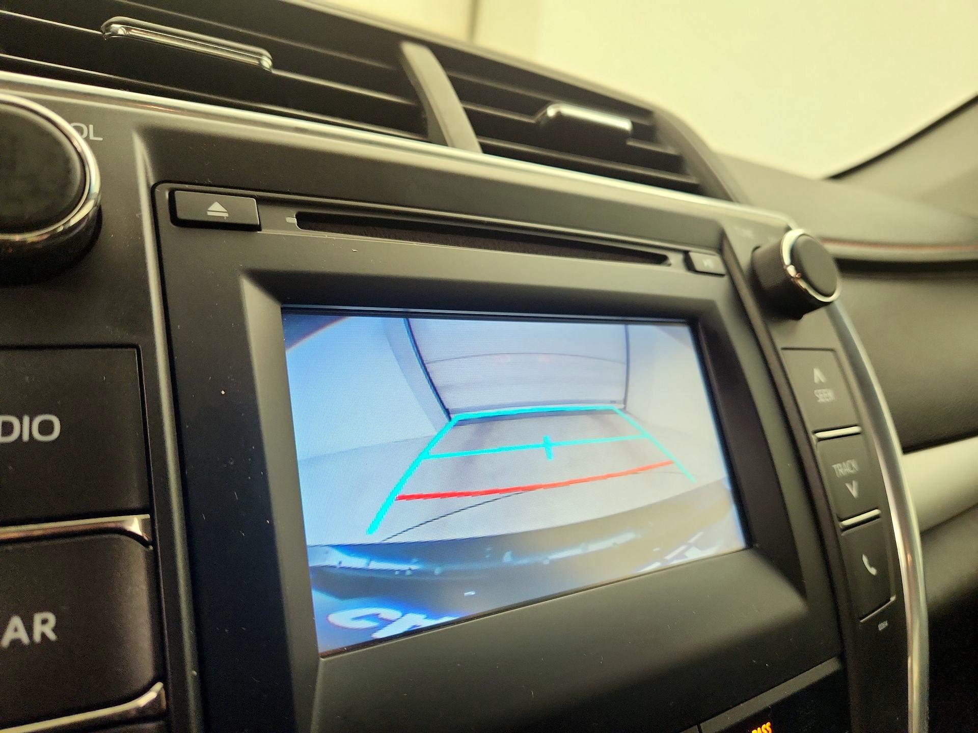 Thumbnail: 2017 Toyota Camry - 12