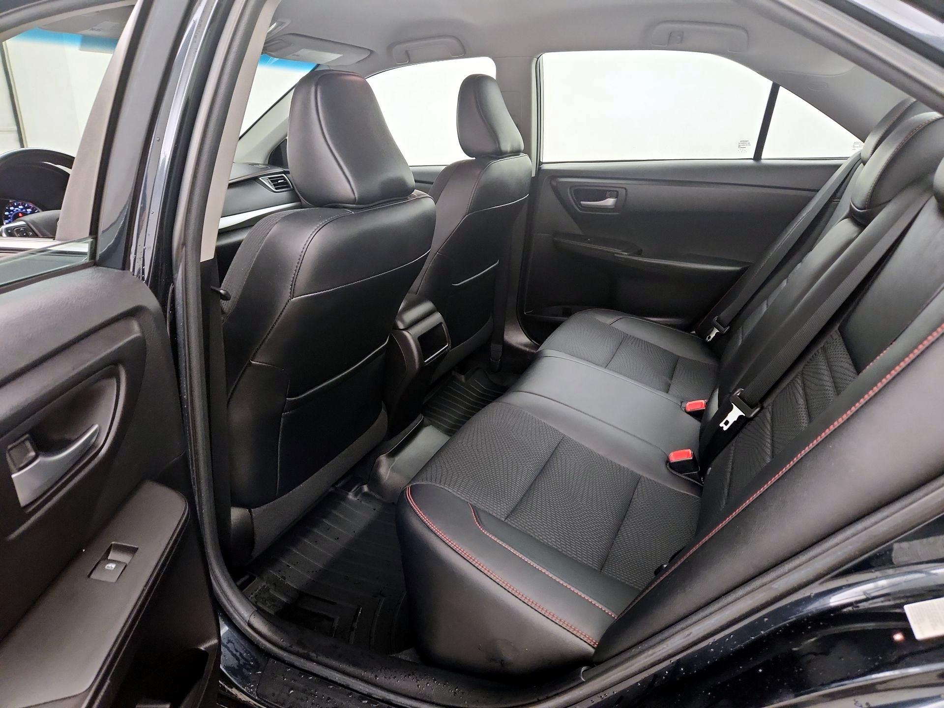 Thumbnail: 2017 Toyota Camry - 17