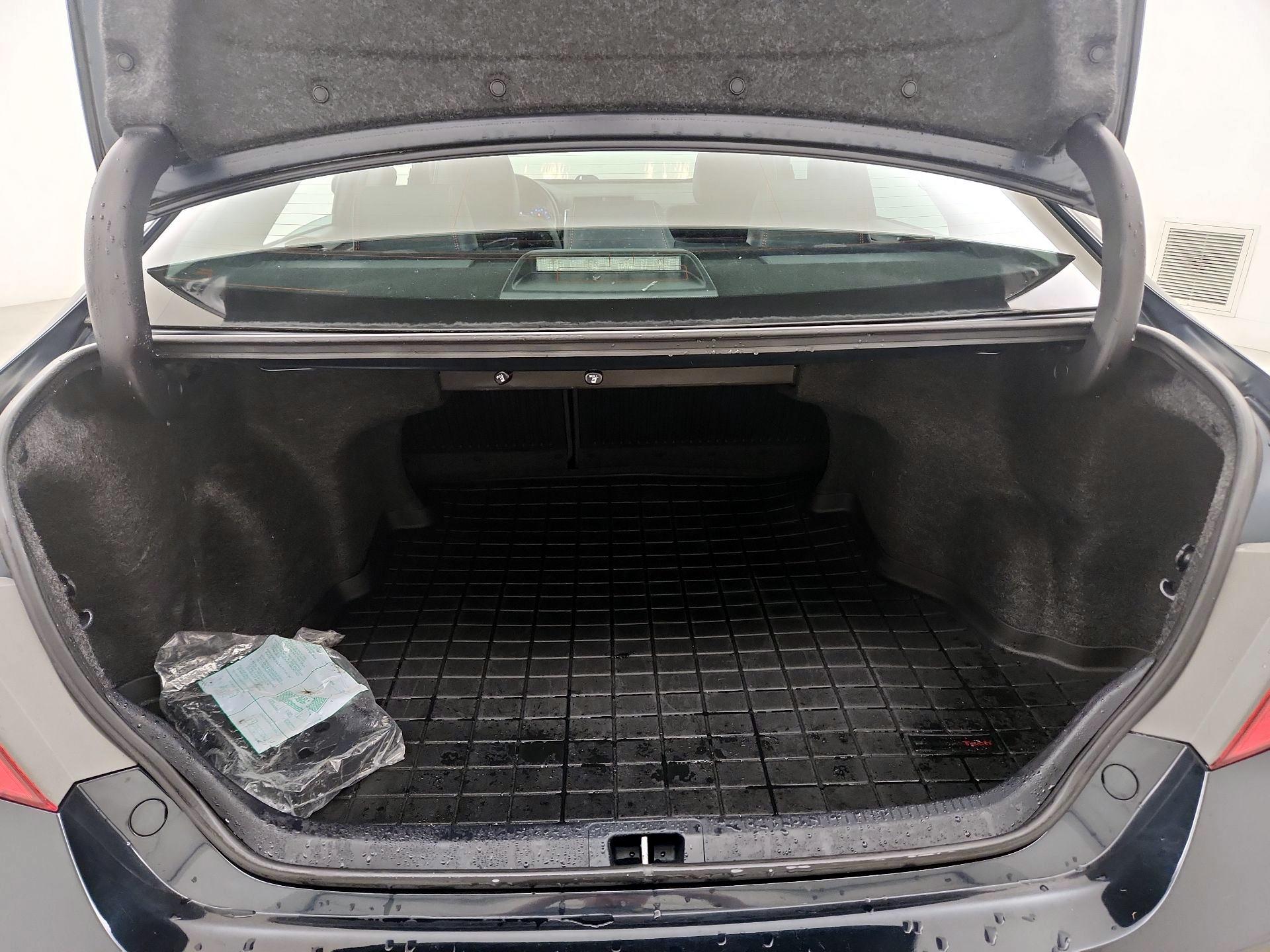 Thumbnail: 2017 Toyota Camry - 18