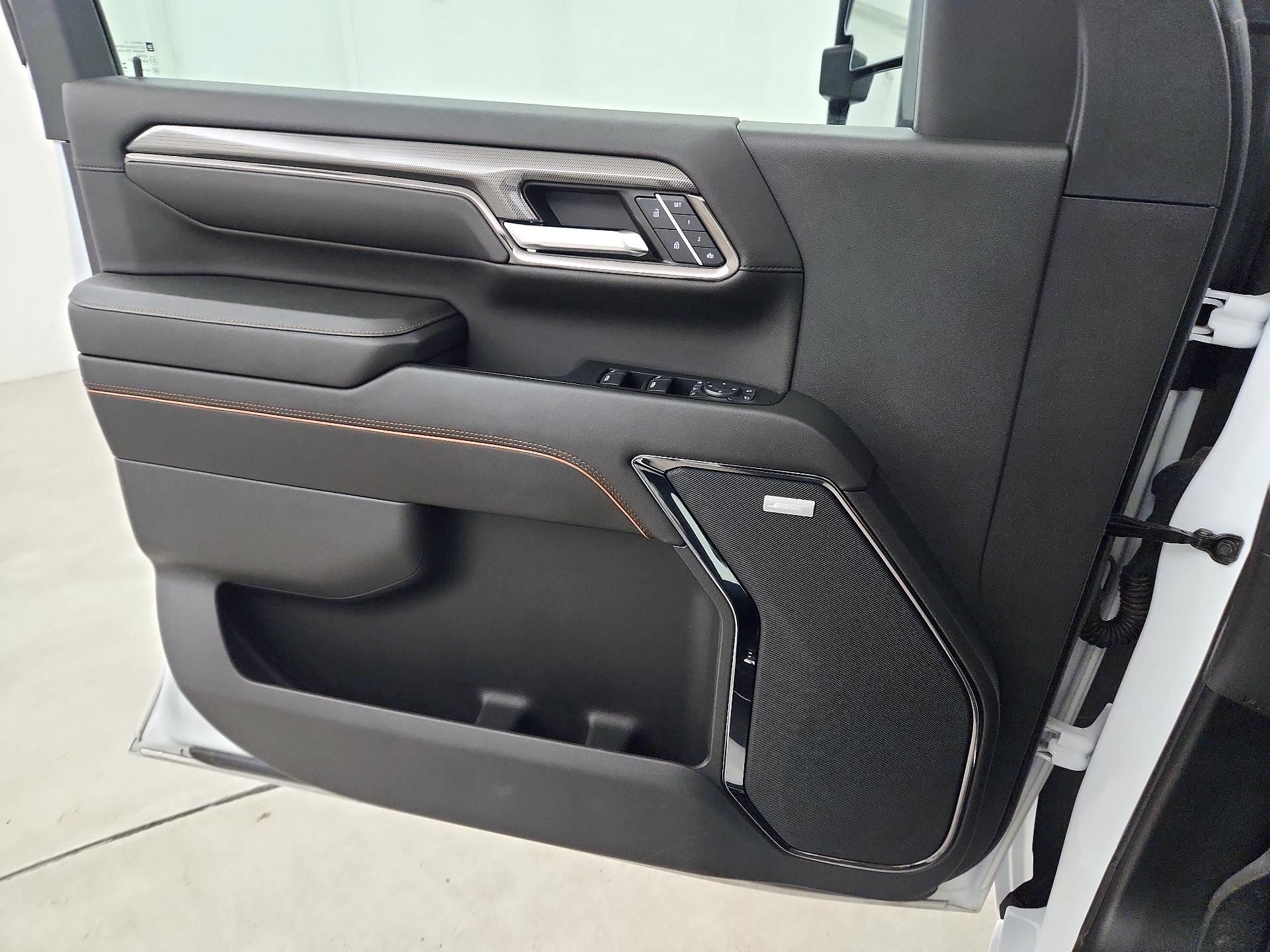 Thumbnail: 2024 GMC Sierra 2500 - 12