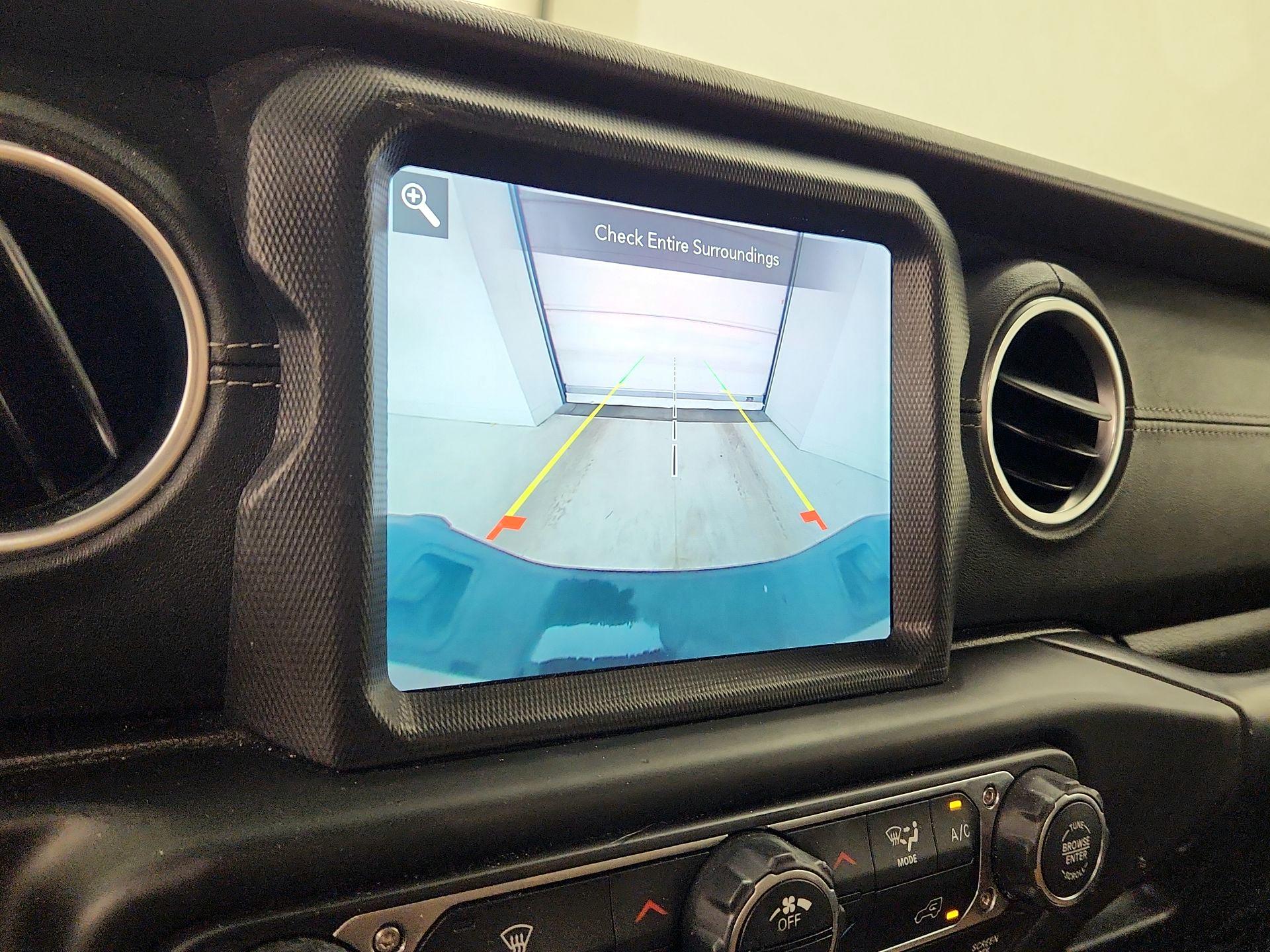 Thumbnail: 2020 Jeep Gladiator - 13