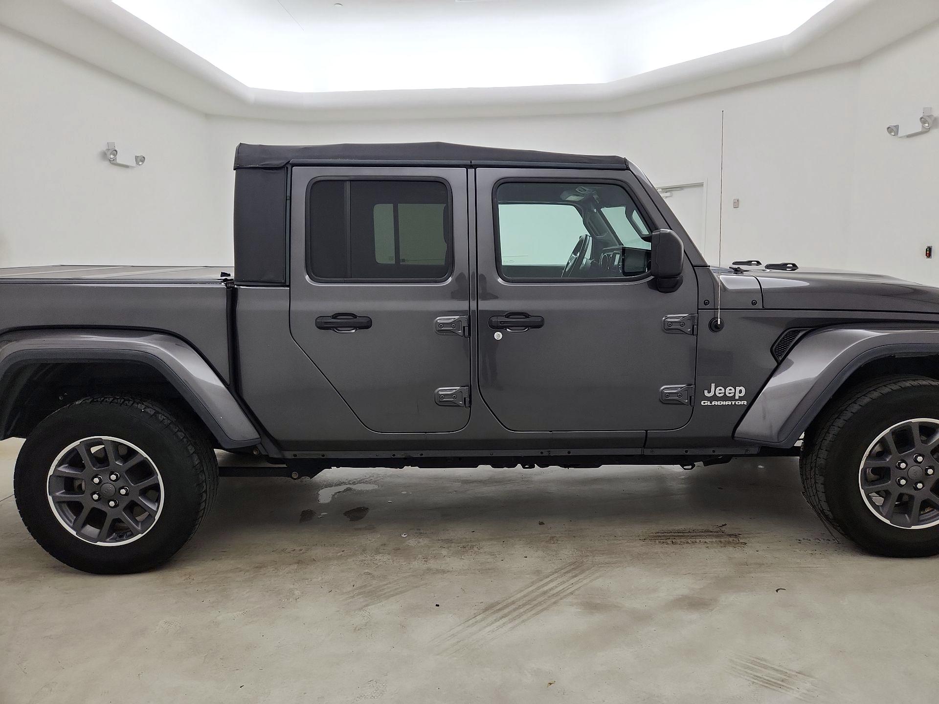 Thumbnail: 2020 Jeep Gladiator - 4