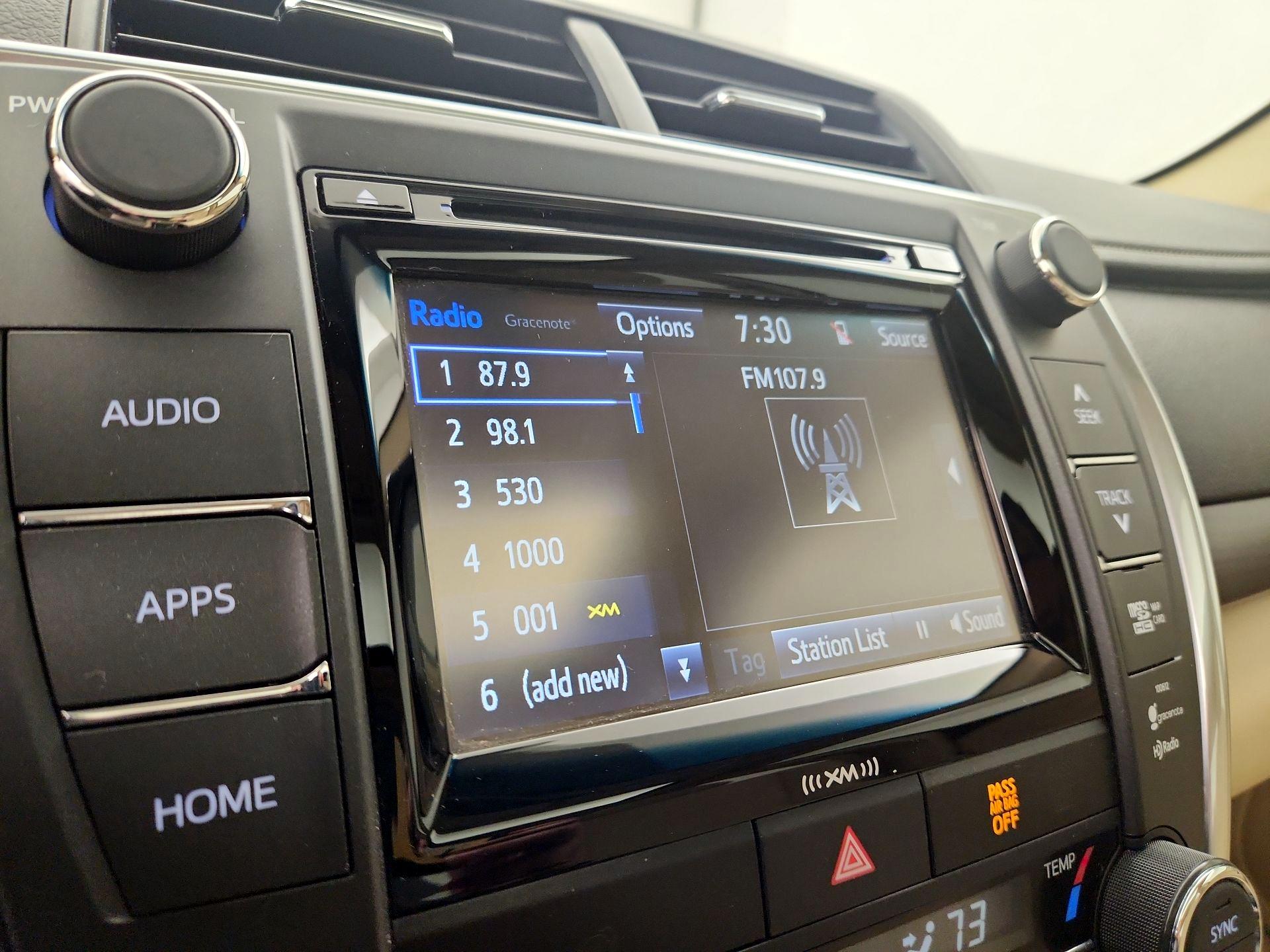 Thumbnail: 2017 Toyota Camry - 14