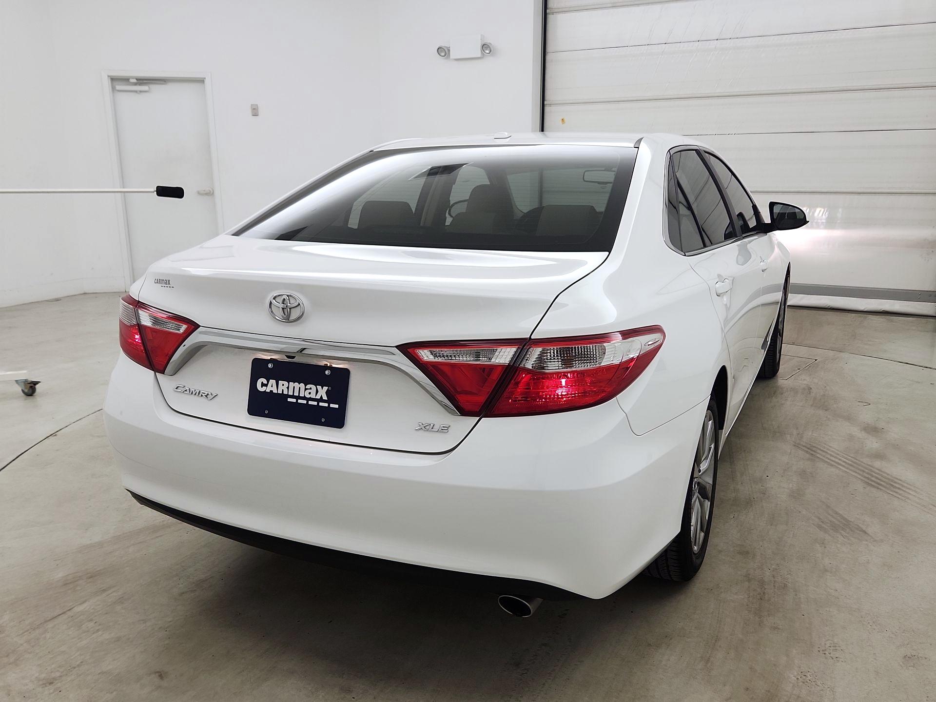 Thumbnail: 2017 Toyota Camry - 5