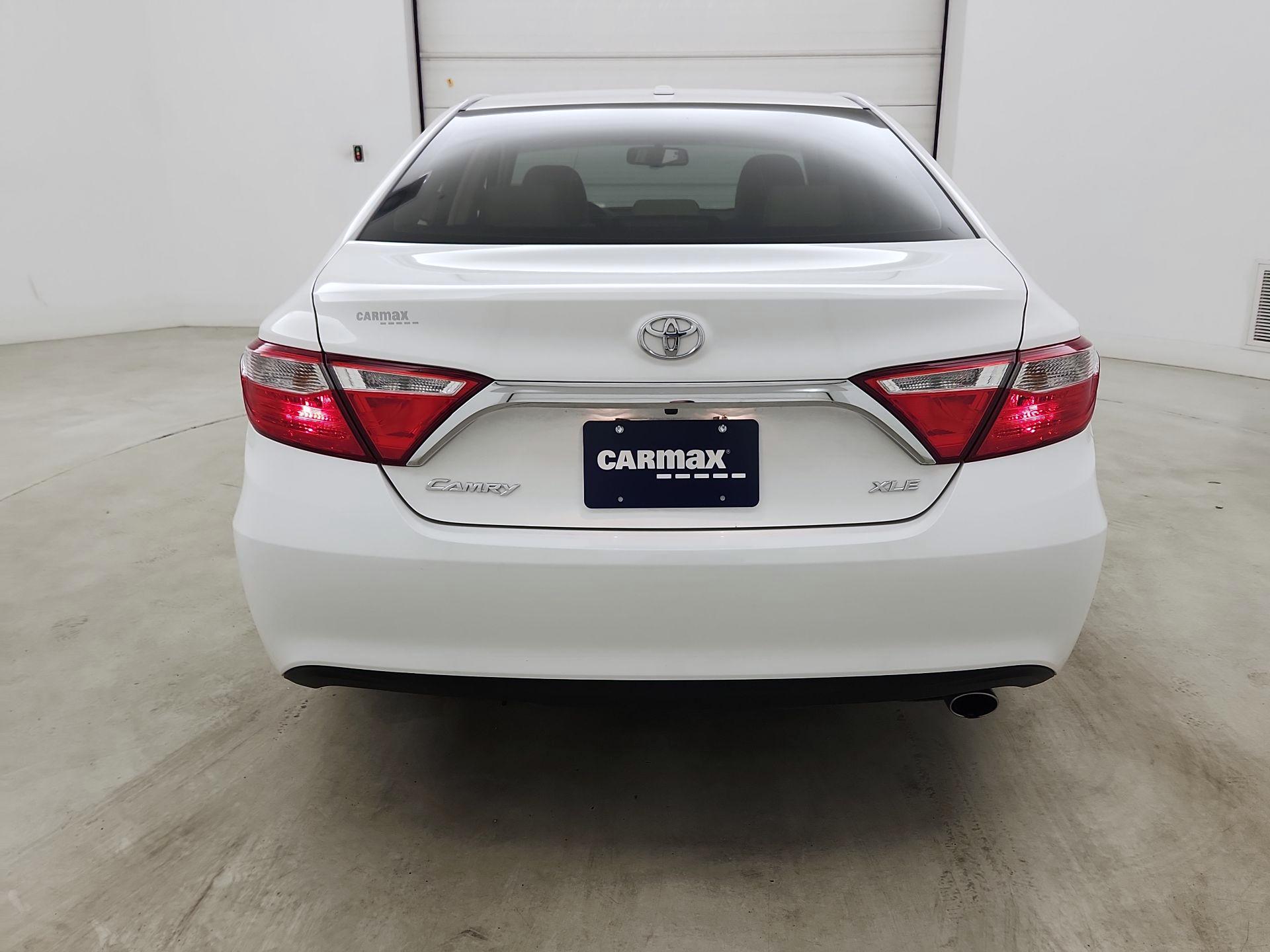 Thumbnail: 2017 Toyota Camry - 6