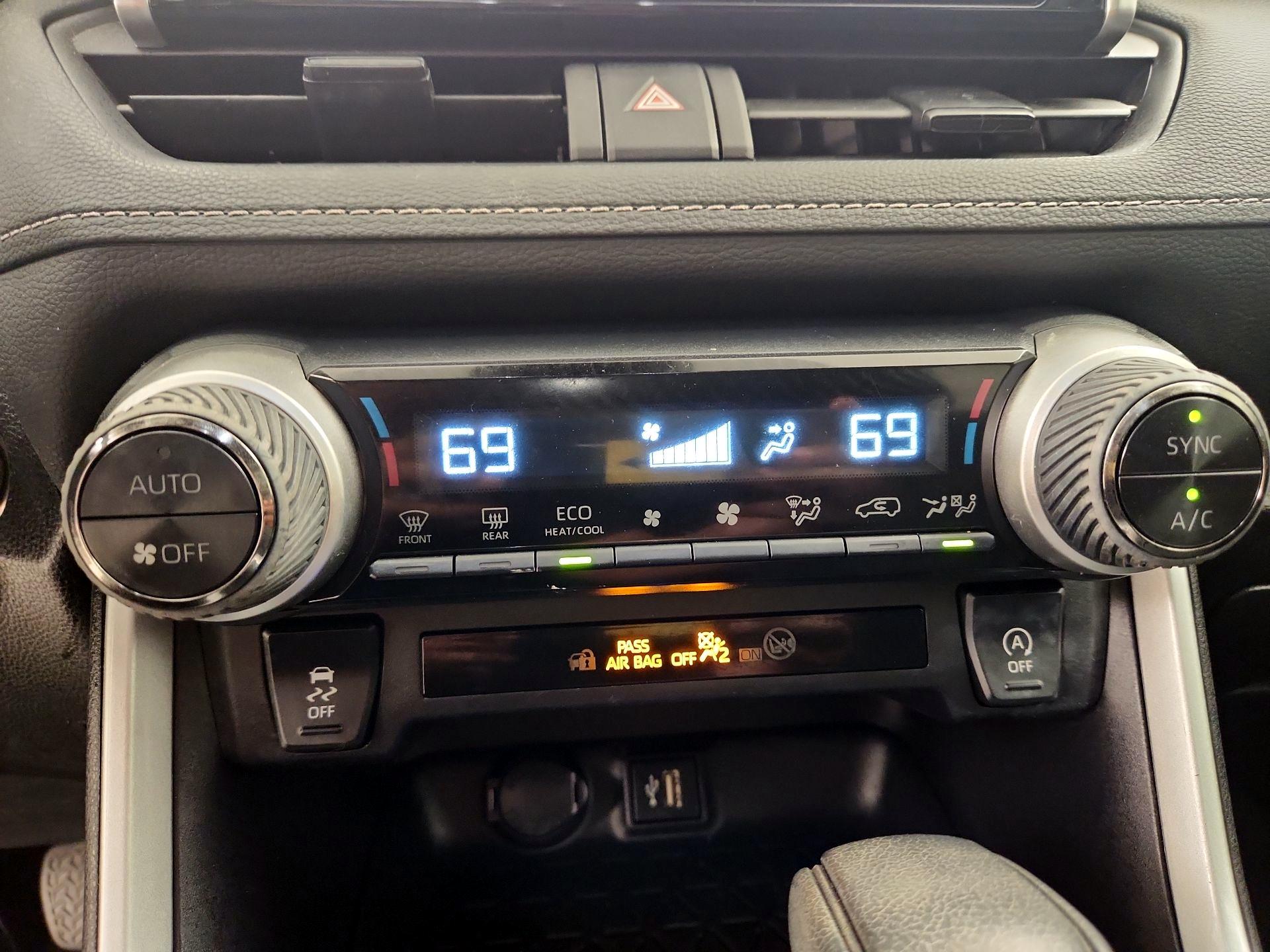 Thumbnail: 2024 Toyota RAV4 - 17