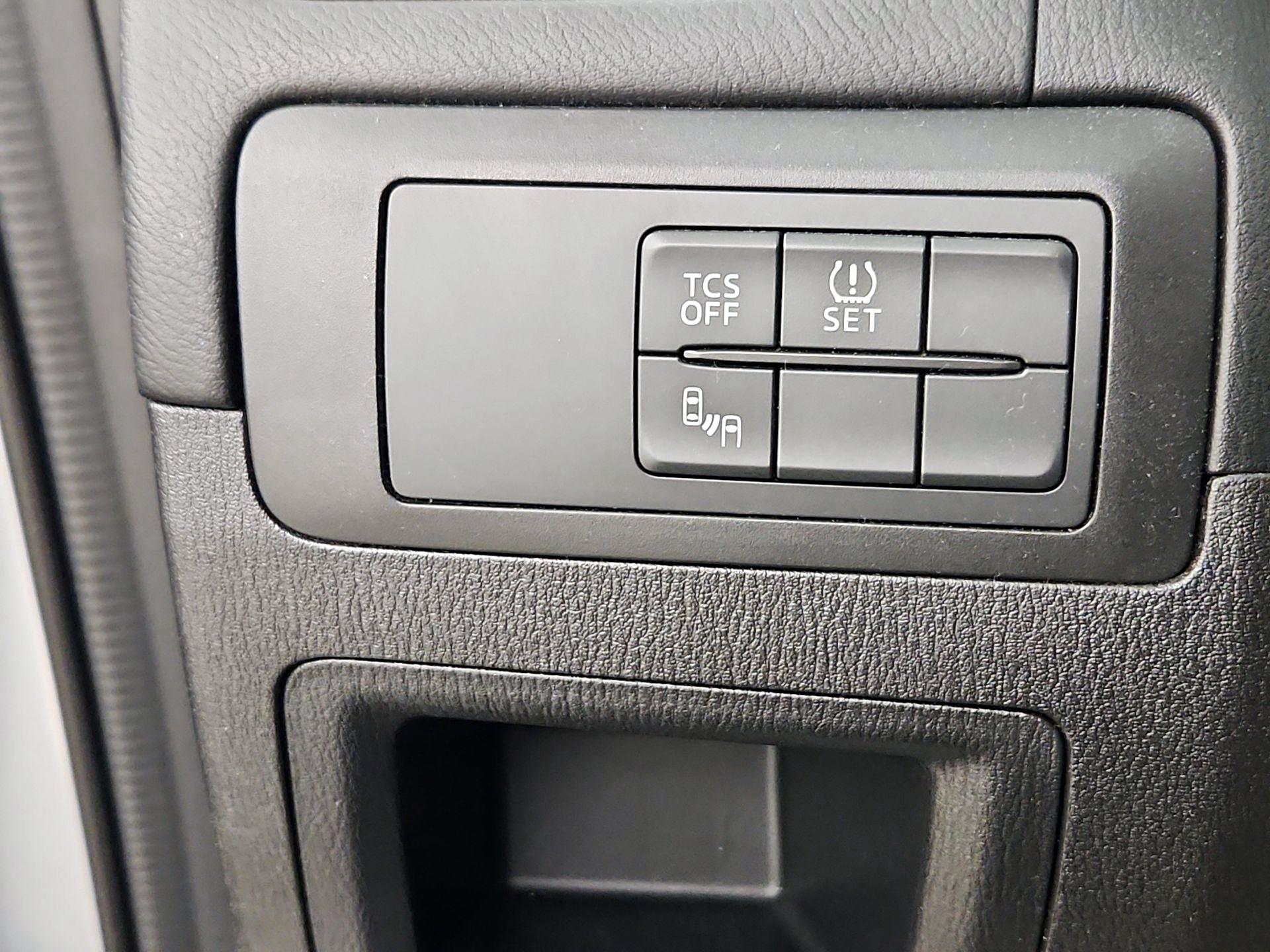 Thumbnail: 2016 Mazda CX-5 - 11