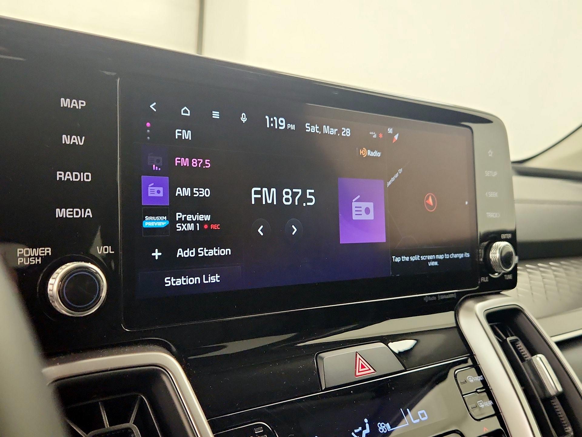 Thumbnail: 2023 Kia Sorento - 14