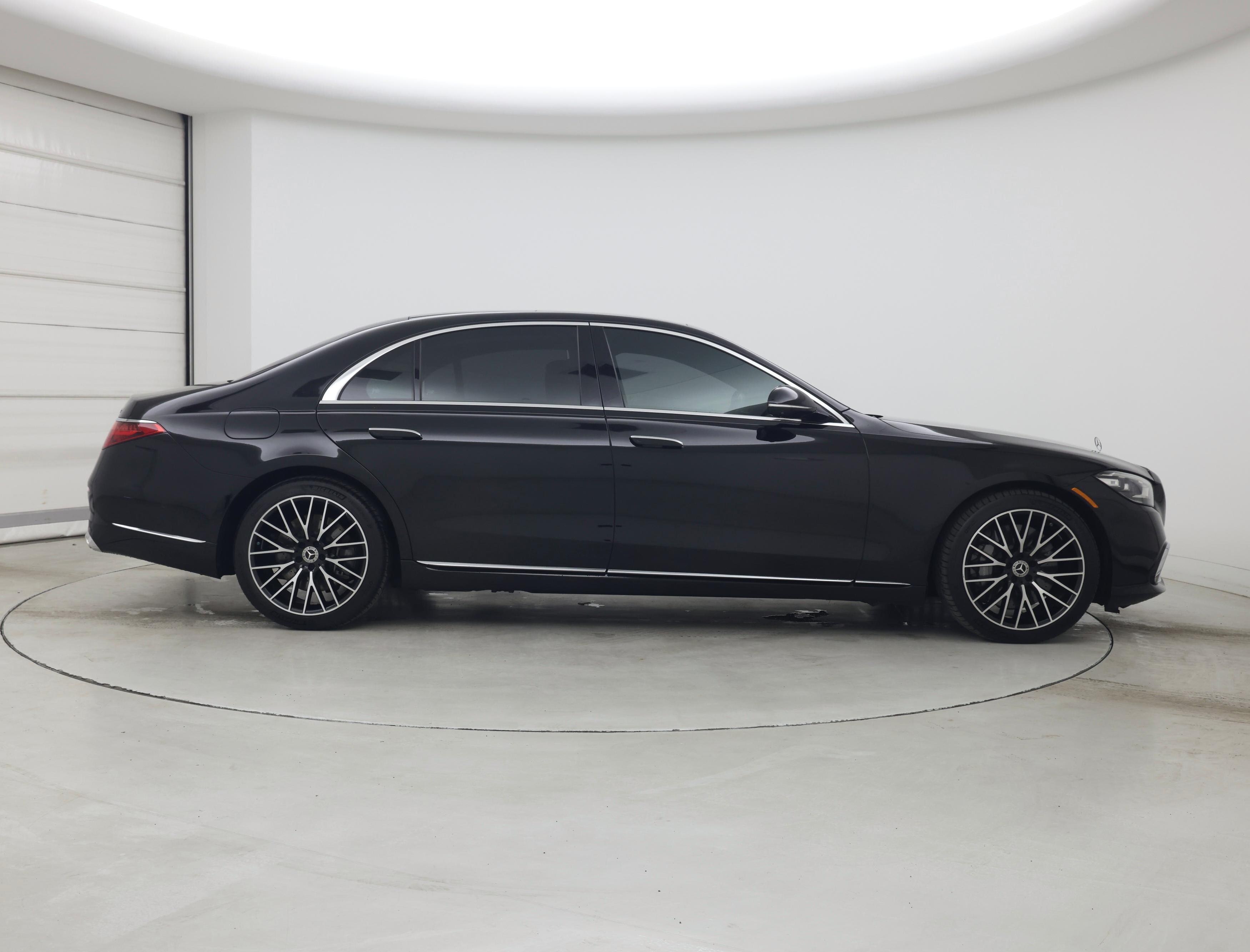 Thumbnail: 2022 Mercedes-Benz S-Class - 7