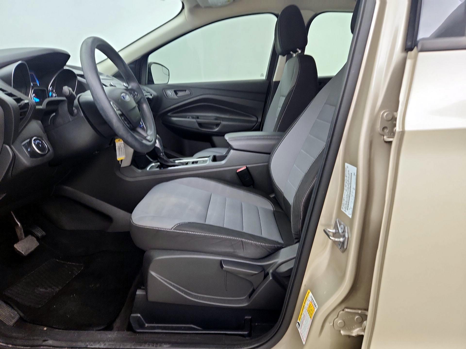 Thumbnail: 2017 Ford Escape - 9