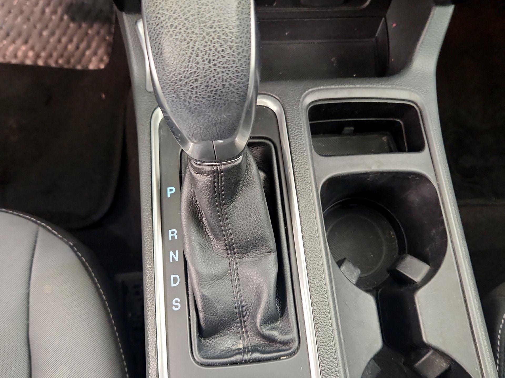 Thumbnail: 2017 Ford Escape - 15