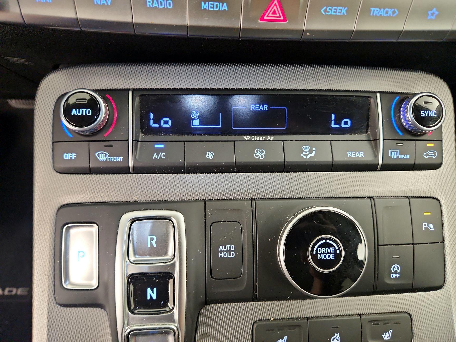 Thumbnail: 2021 Hyundai Palisade - 17