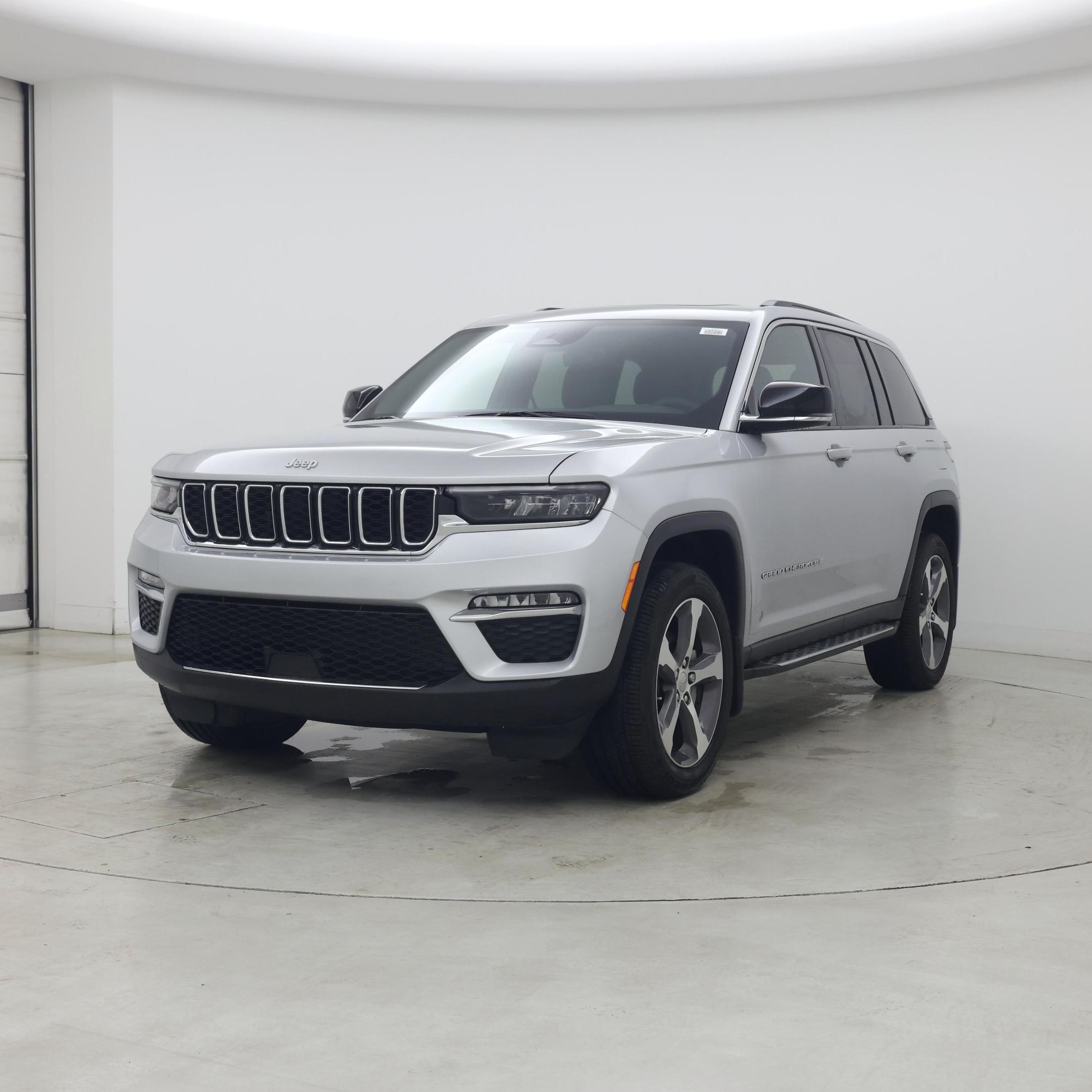 Thumbnail: 2025 Jeep Grand Cherokee - 4