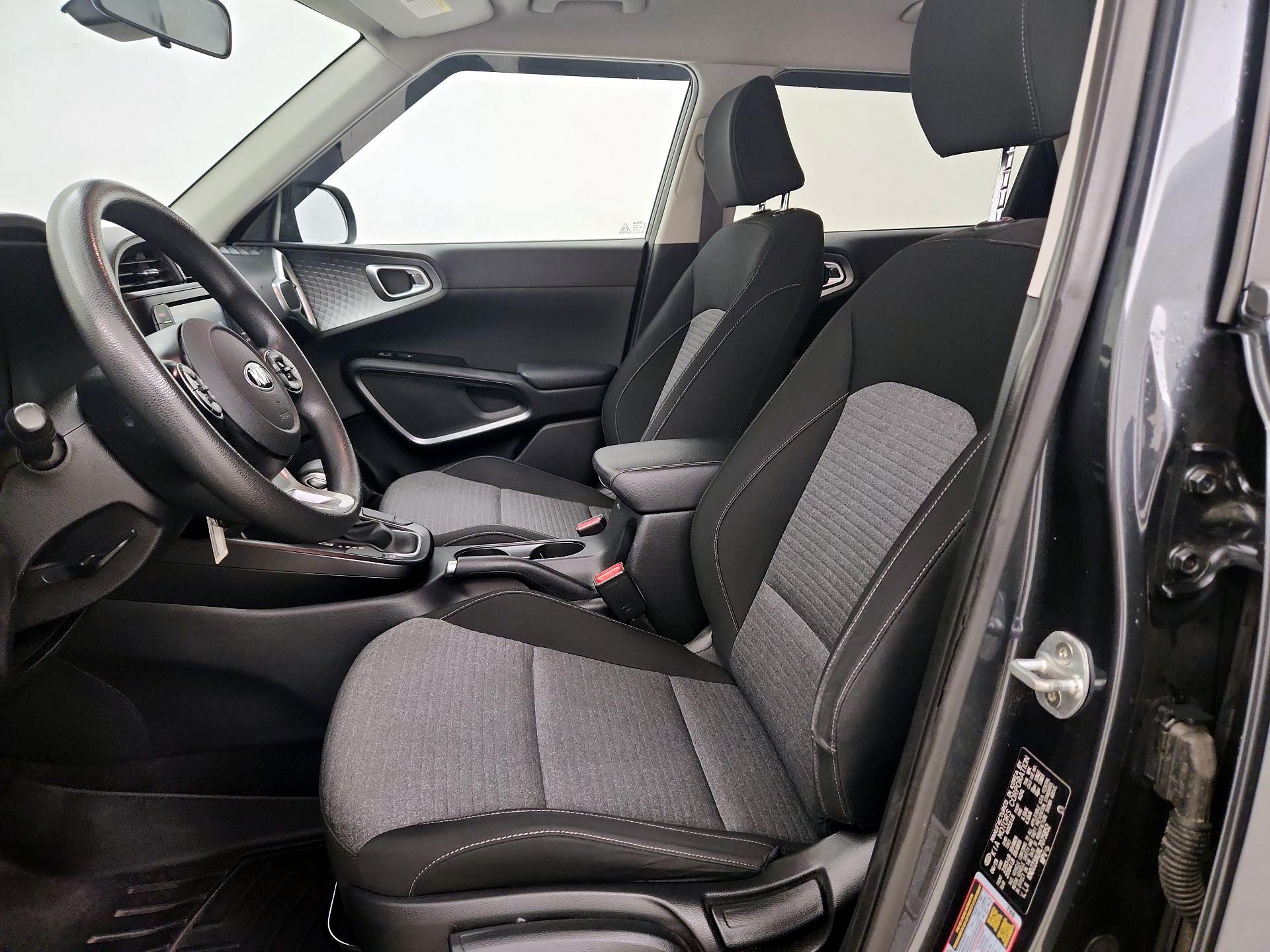 Thumbnail: 2020 Kia Soul - 11