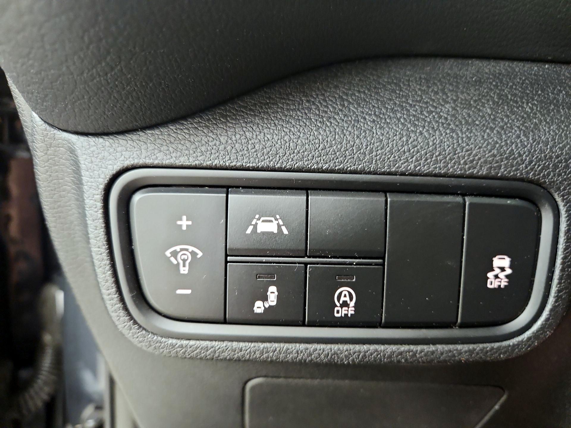 Thumbnail: 2020 Kia Soul - 13