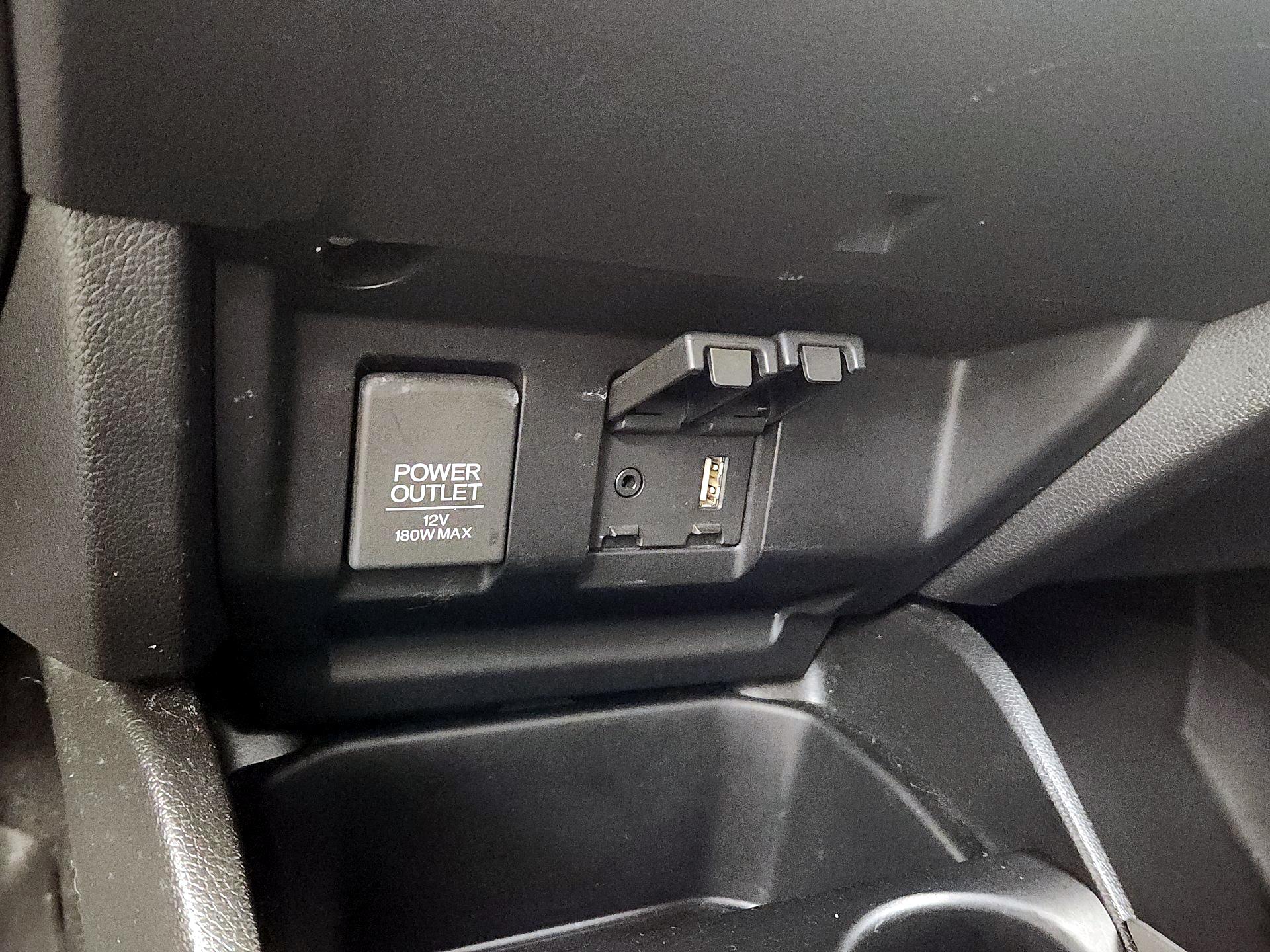 Thumbnail: 2016 Honda Fit - 18