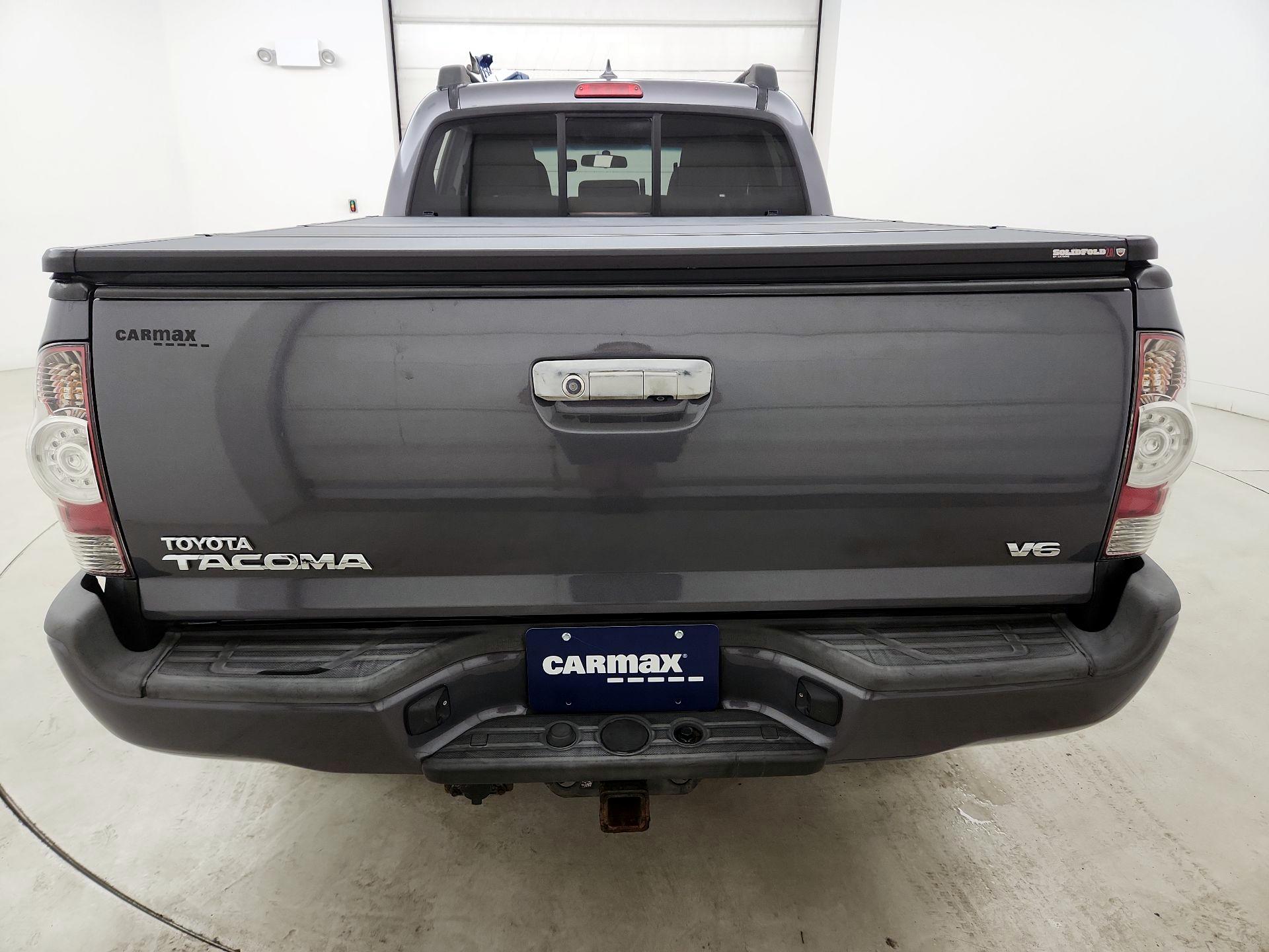 Thumbnail: 2014 Toyota Tacoma - 20