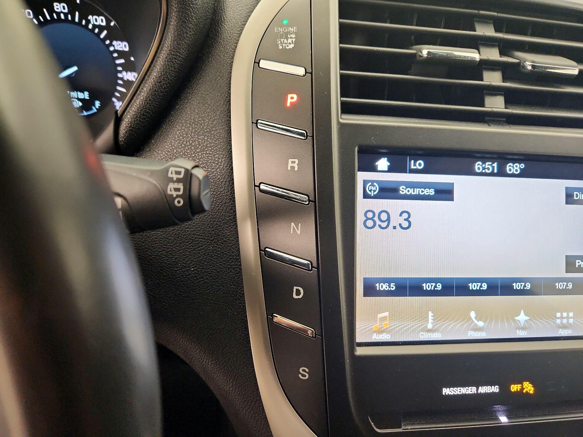 Thumbnail: 2017 Lincoln MKC - 18