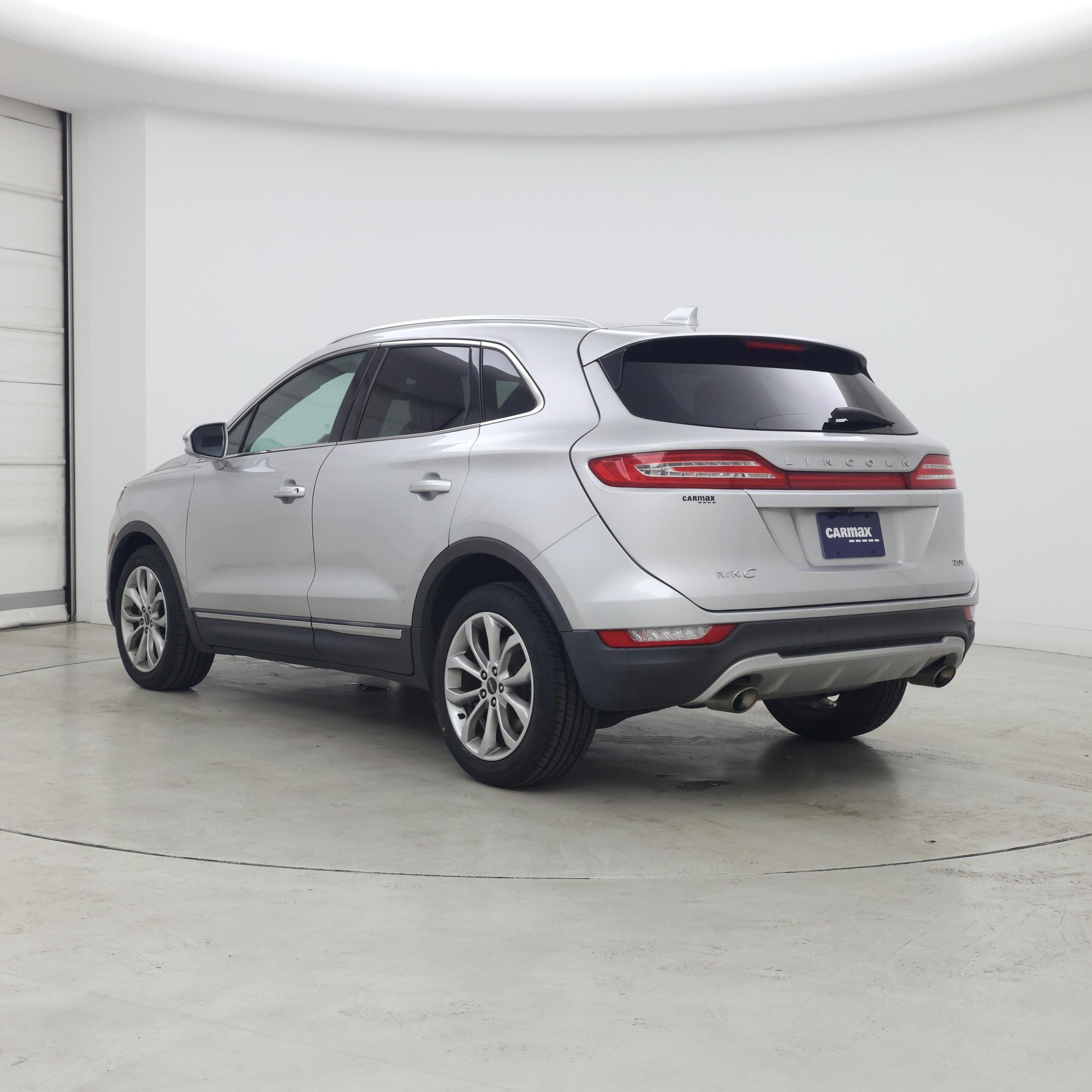 Thumbnail: 2017 Lincoln MKC - 2