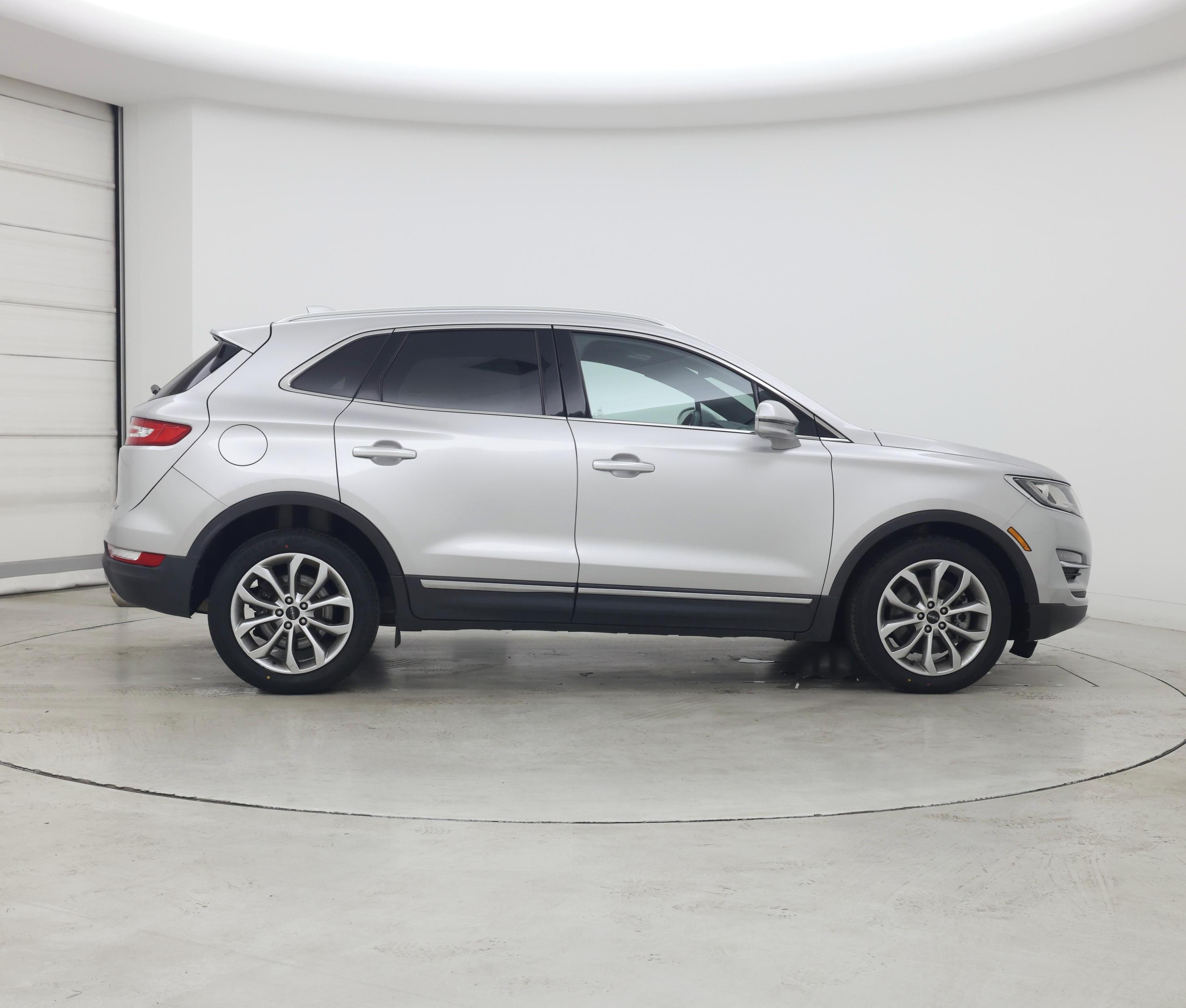 Thumbnail: 2017 Lincoln MKC - 7