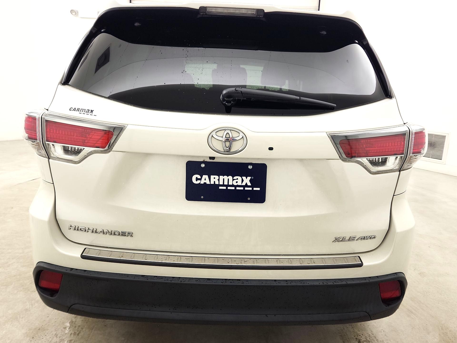 Thumbnail: 2016 Toyota Highlander - 6