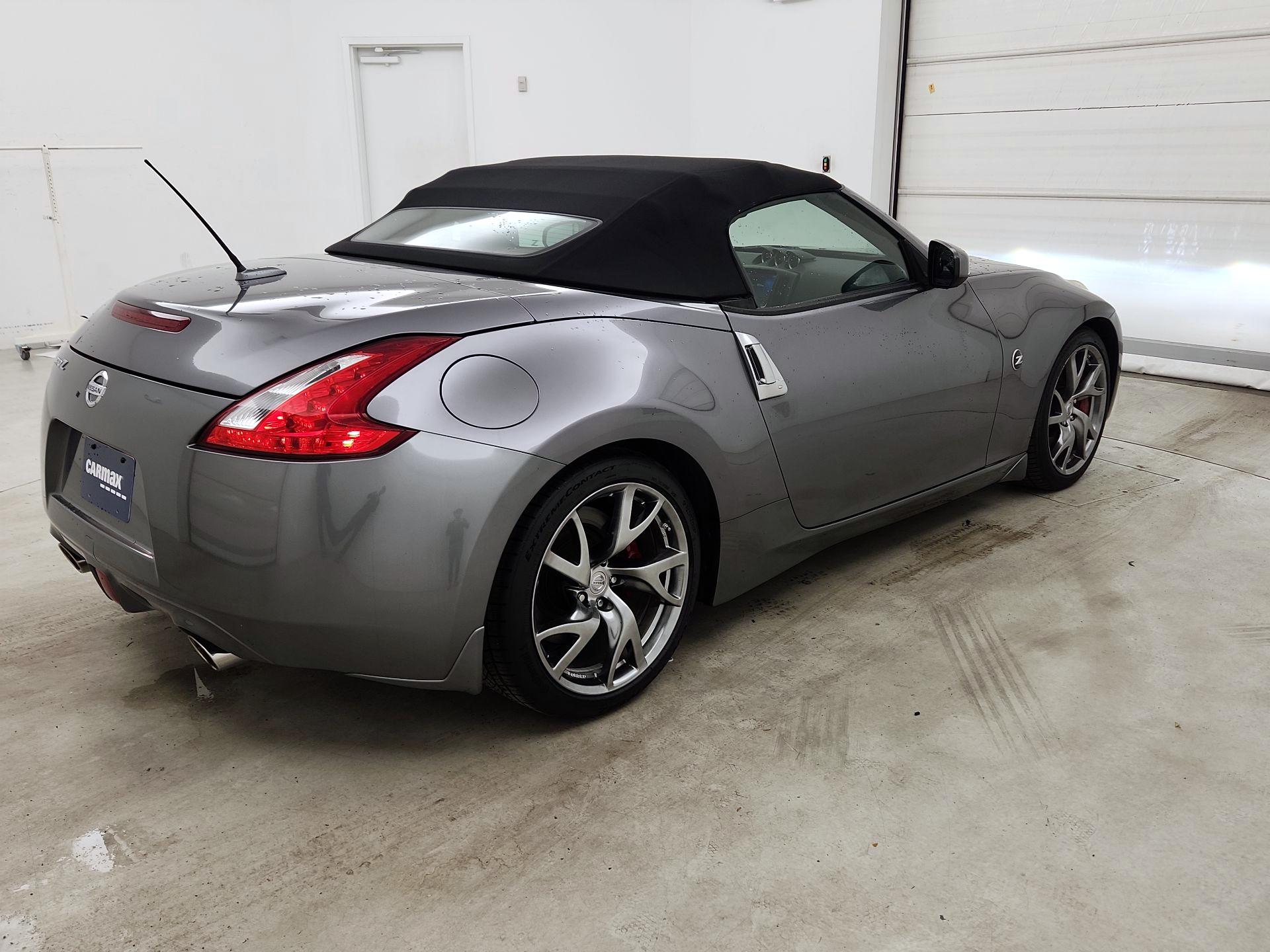 Thumbnail: 2015 Nissan Z - 5