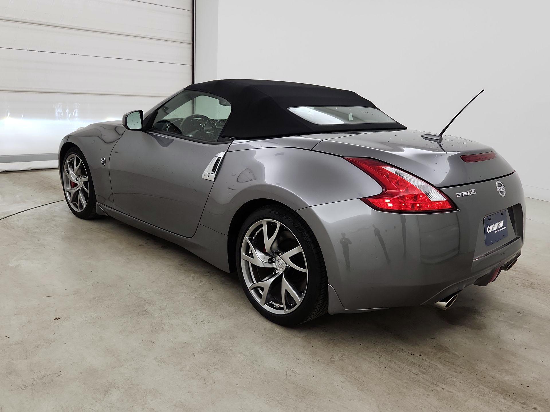 Thumbnail: 2015 Nissan Z - 7