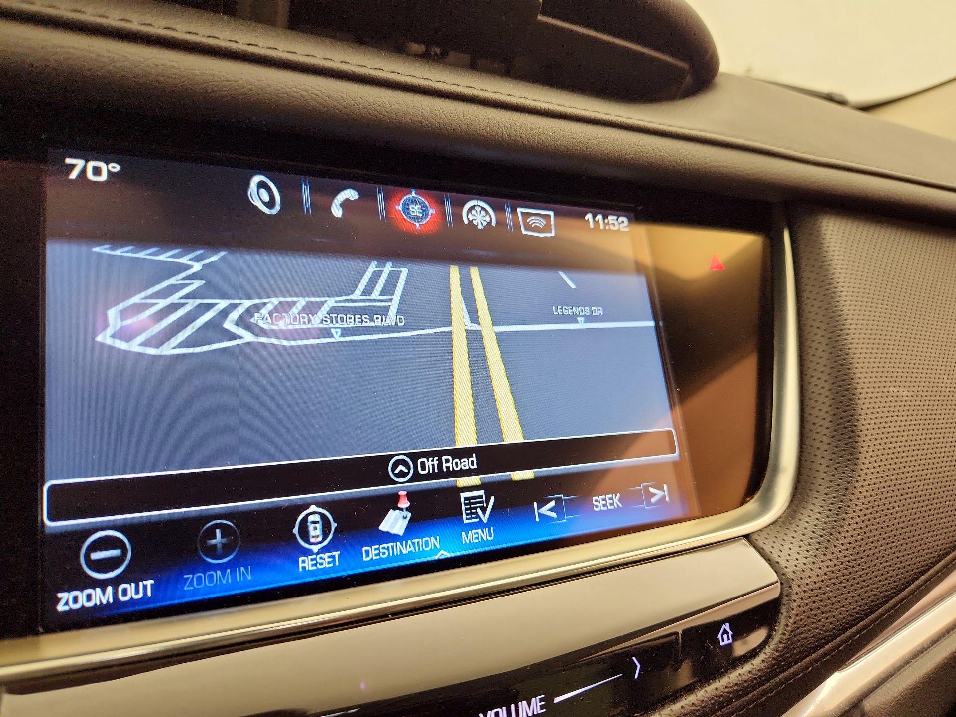 Thumbnail: 2017 Cadillac XT5 - 14