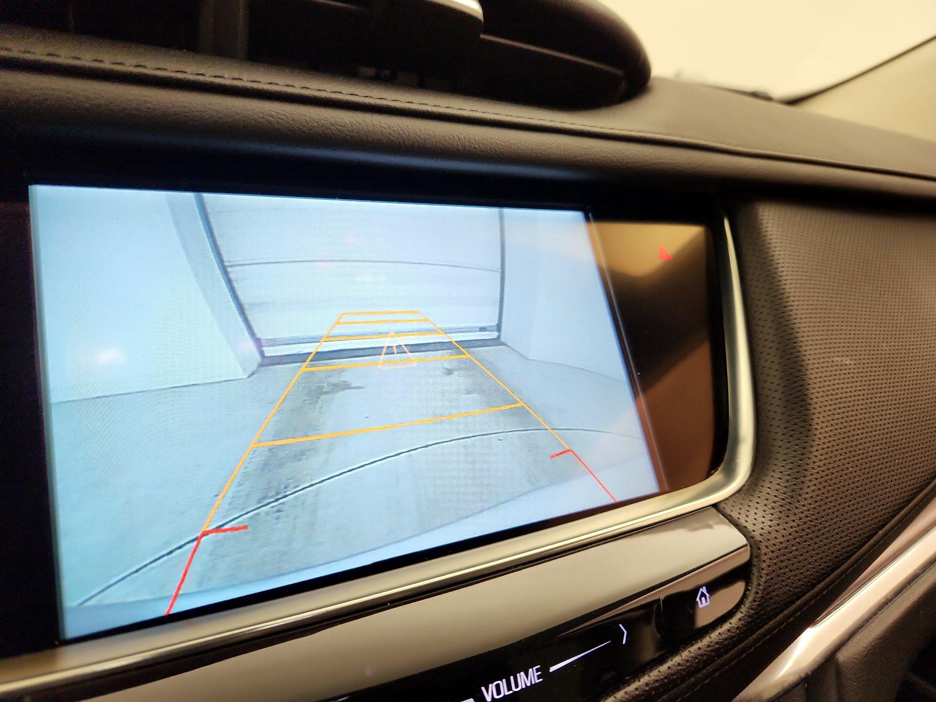 Thumbnail: 2017 Cadillac XT5 - 15