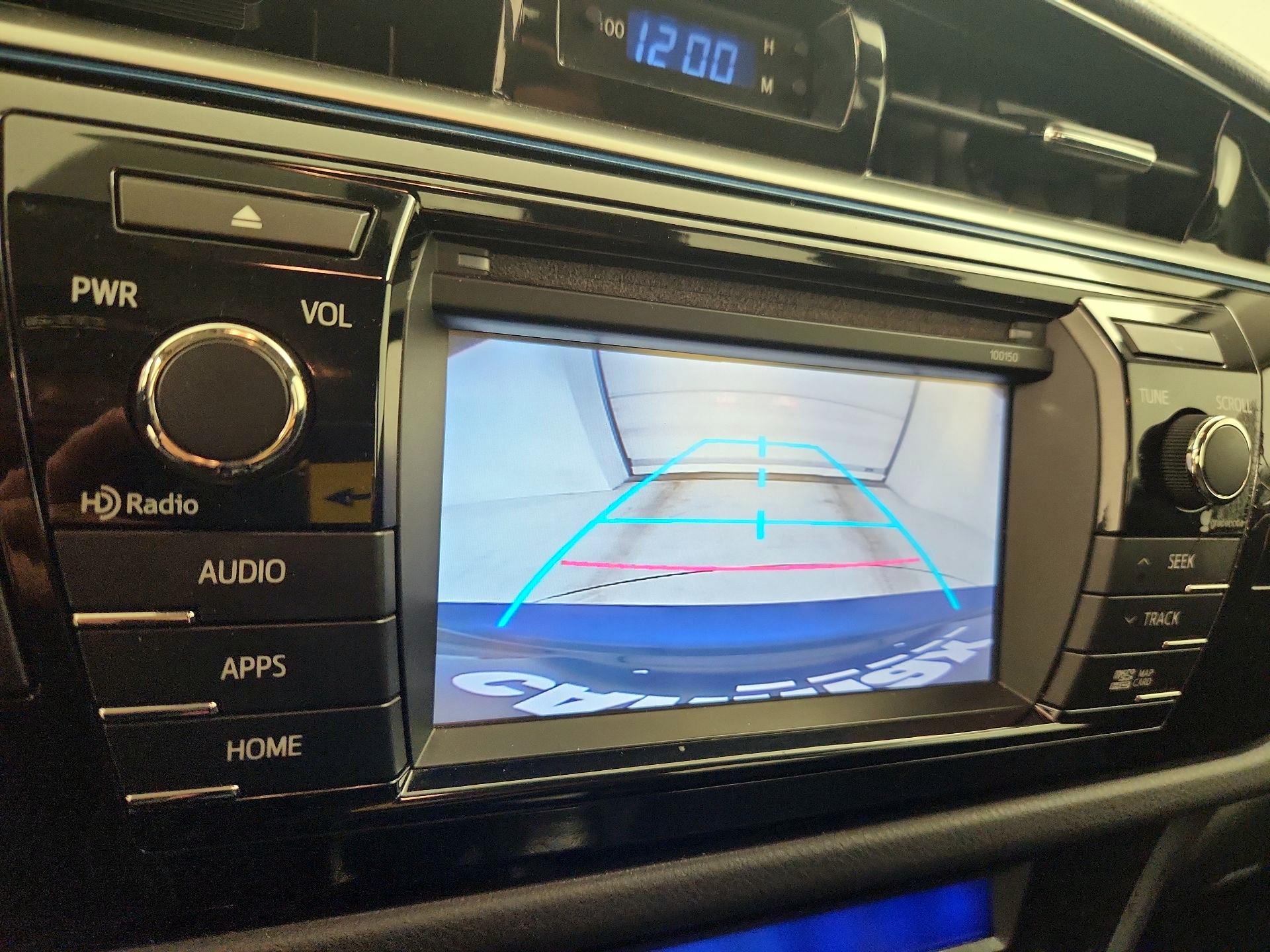 Thumbnail: 2015 Toyota Corolla - 15