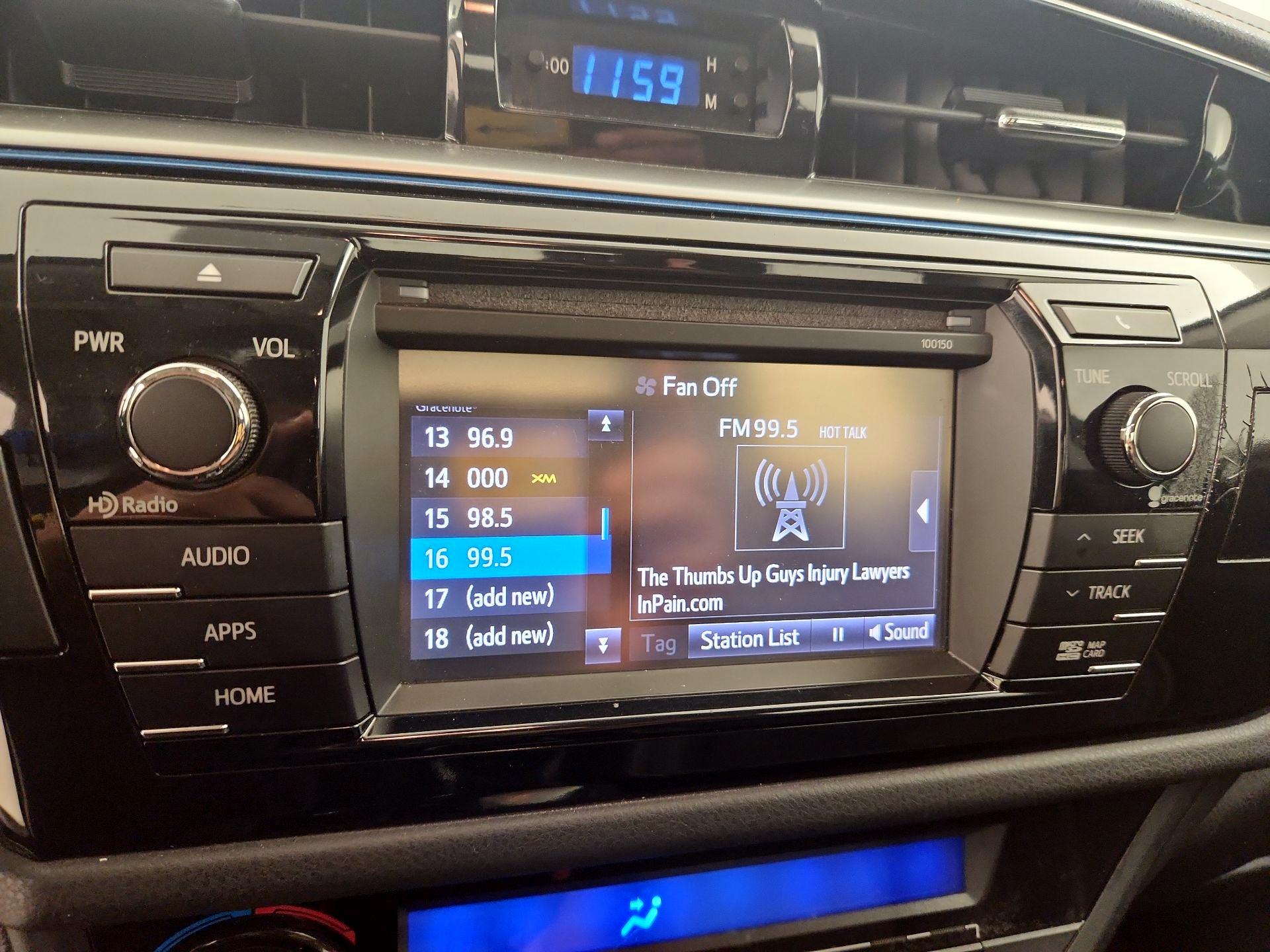 Thumbnail: 2015 Toyota Corolla - 16