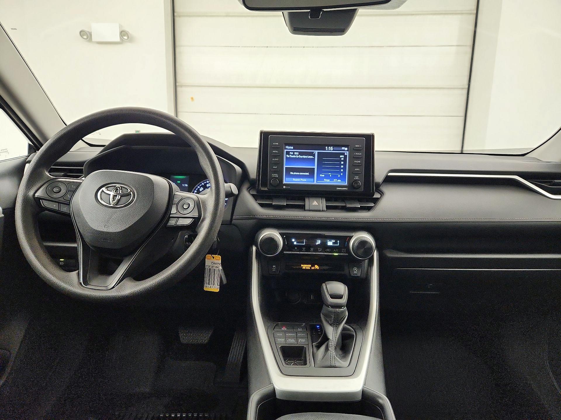 Thumbnail: 2022 Toyota RAV4 - 9