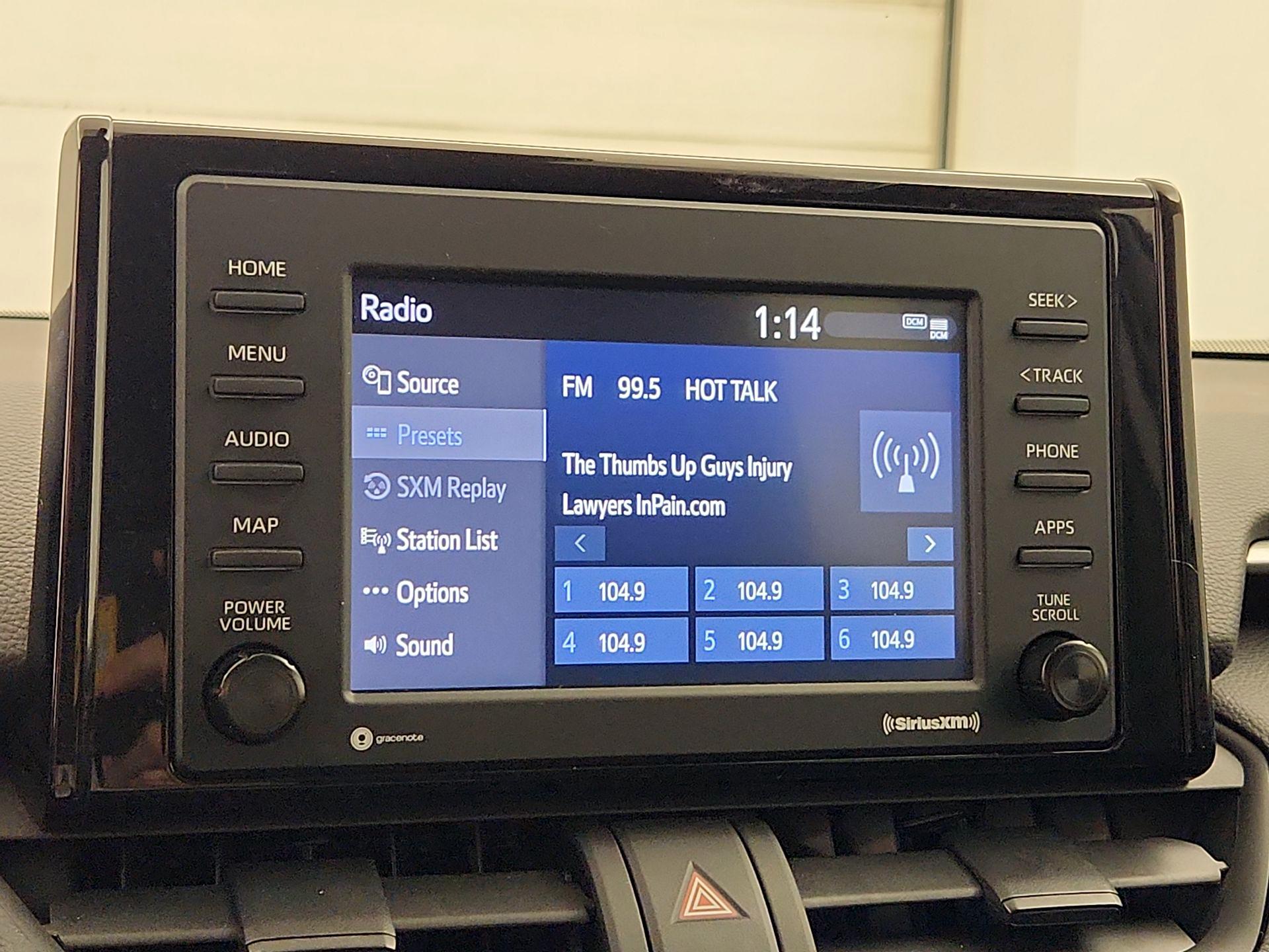 Thumbnail: 2022 Toyota RAV4 - 15