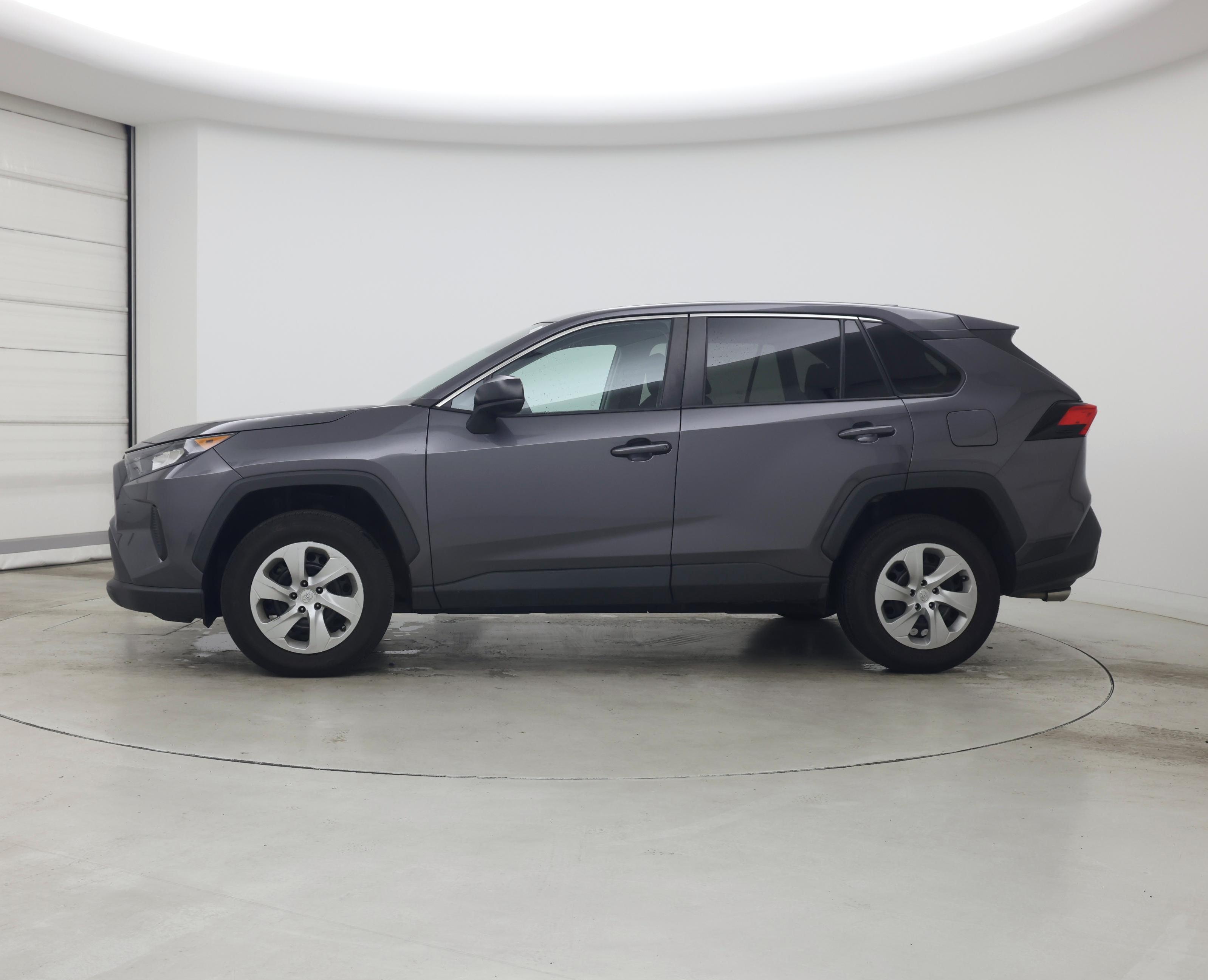 Thumbnail: 2022 Toyota RAV4 - 3