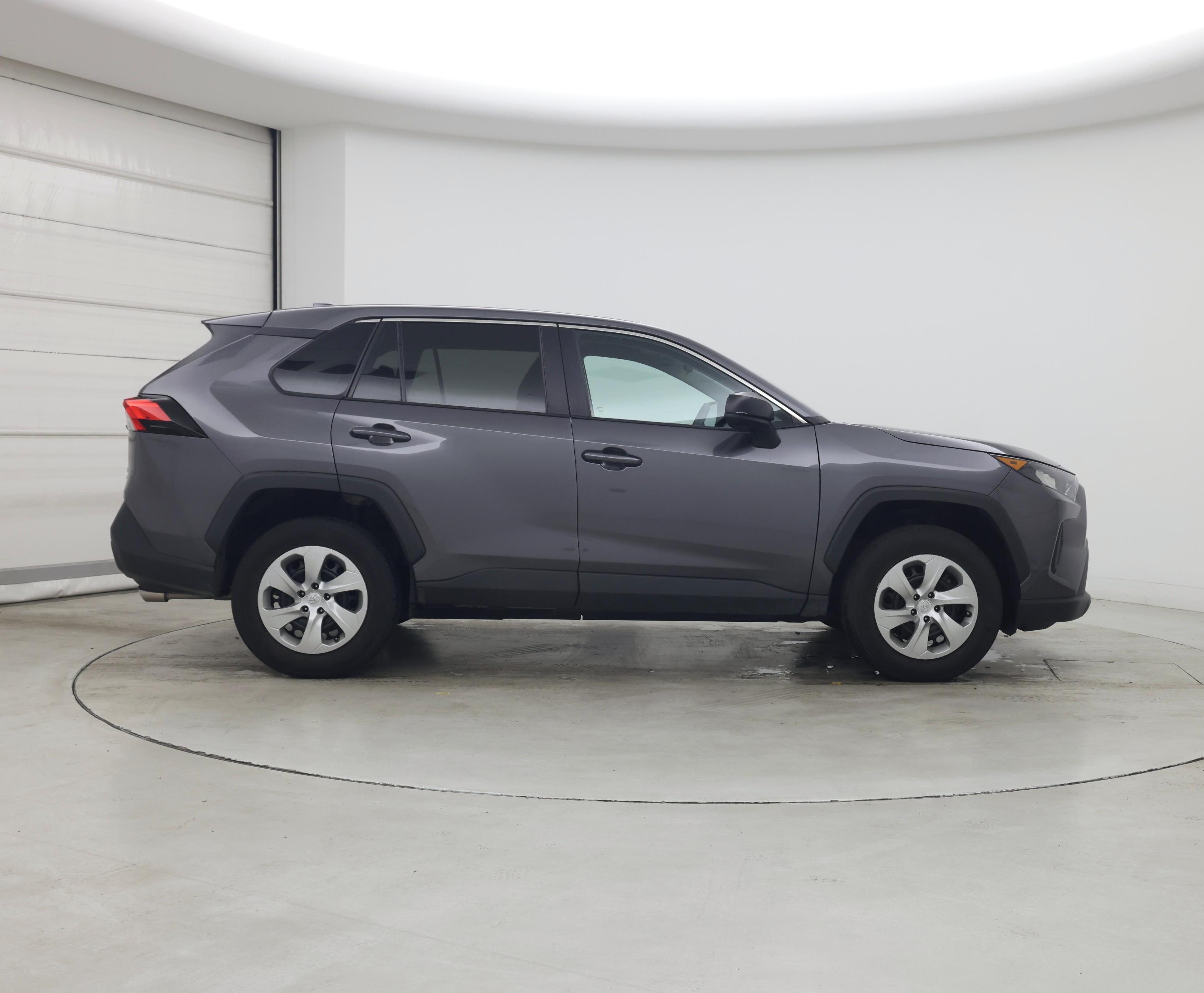 Thumbnail: 2022 Toyota RAV4 - 7