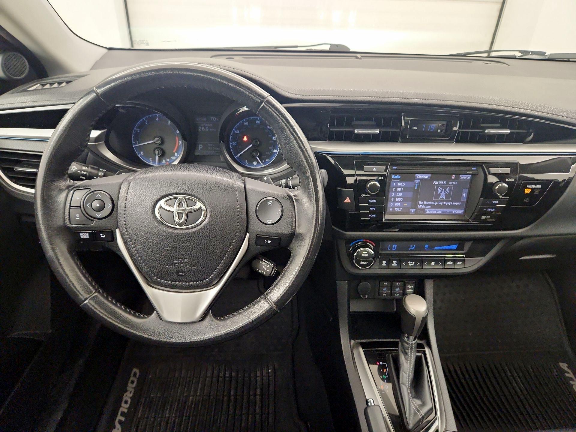 Thumbnail: 2014 Toyota Corolla - 10