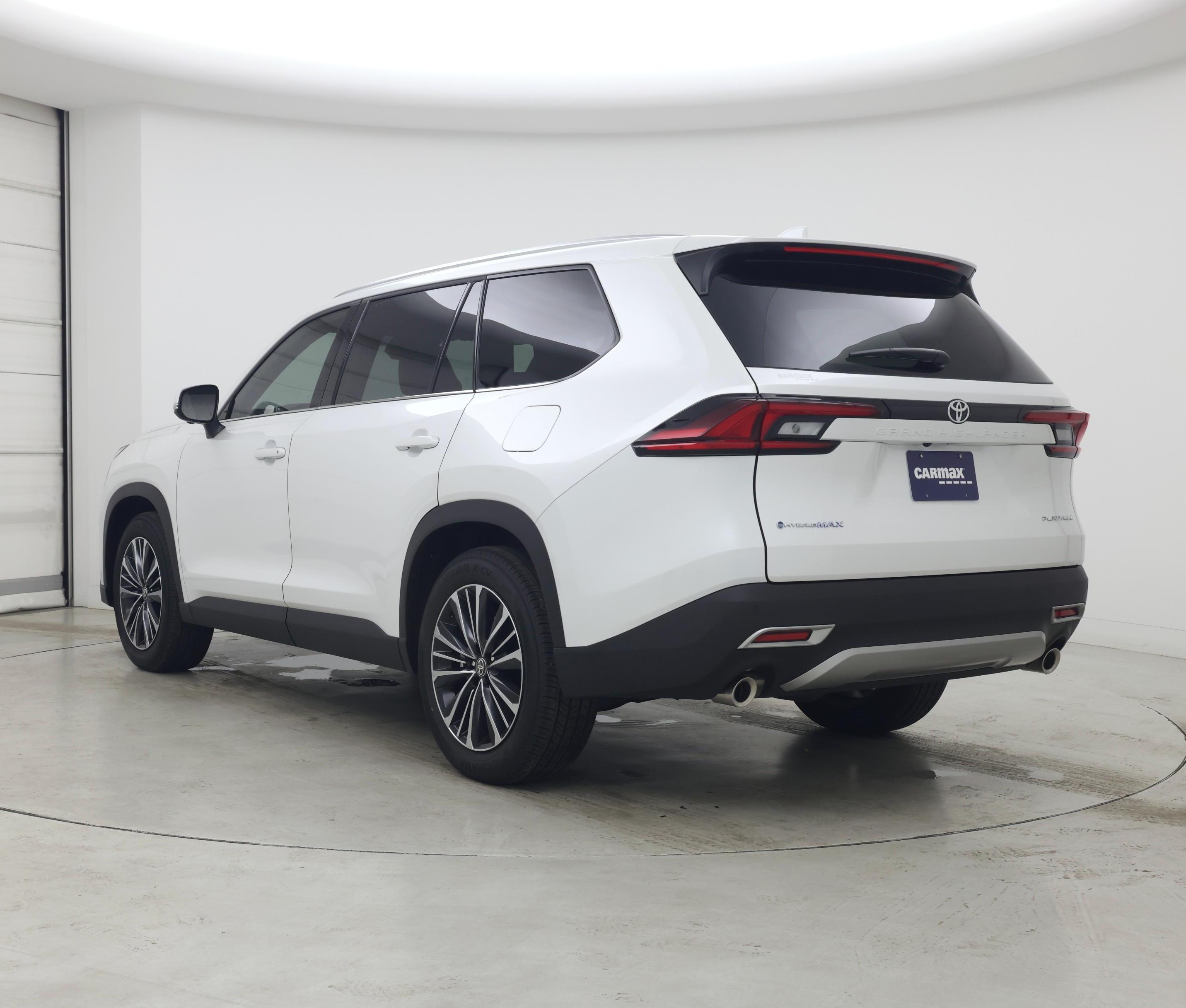 Thumbnail: 2026 Toyota Highlander - 2