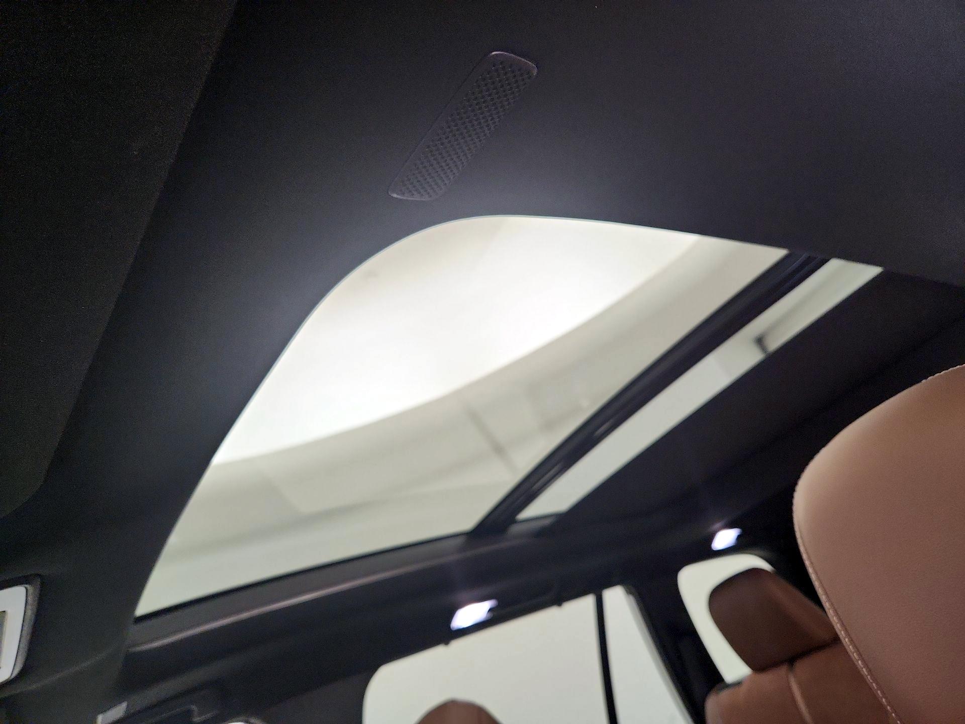 Thumbnail: 2026 Toyota Highlander - 20