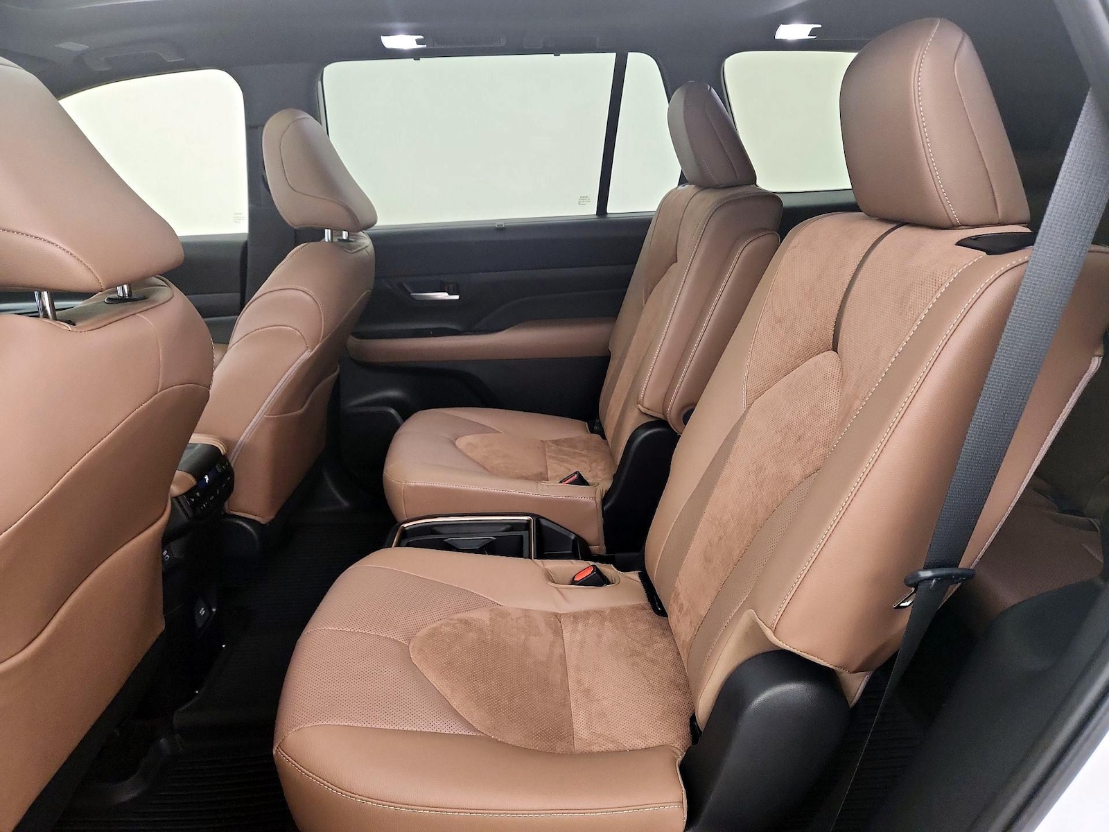 2026 Toyota Grand Highlander Platinum - Photo 22