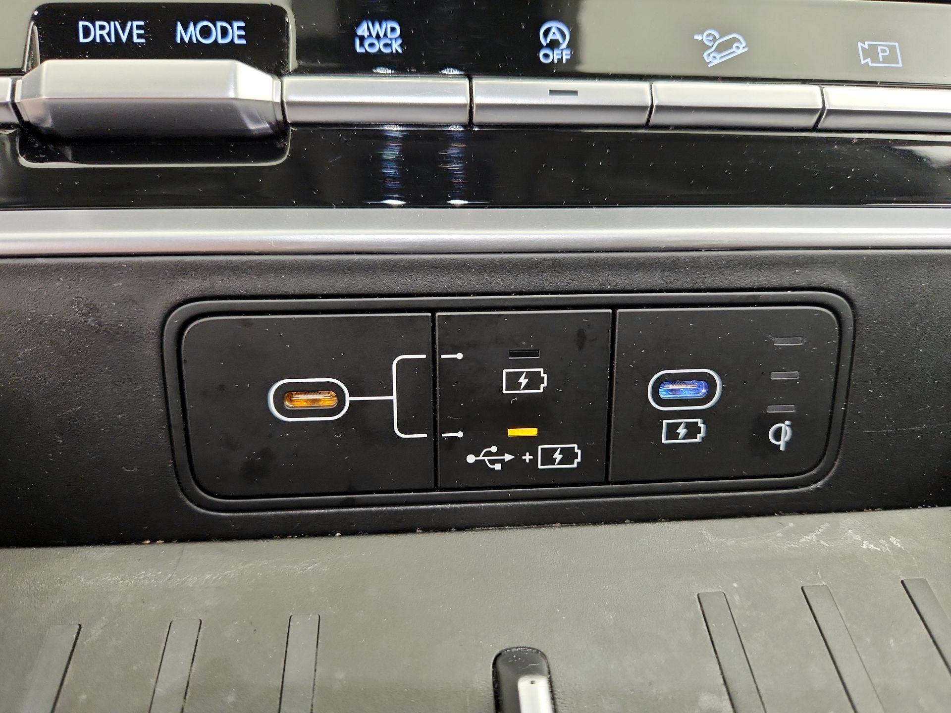 Thumbnail: 2024 Hyundai Santa Fe - 18