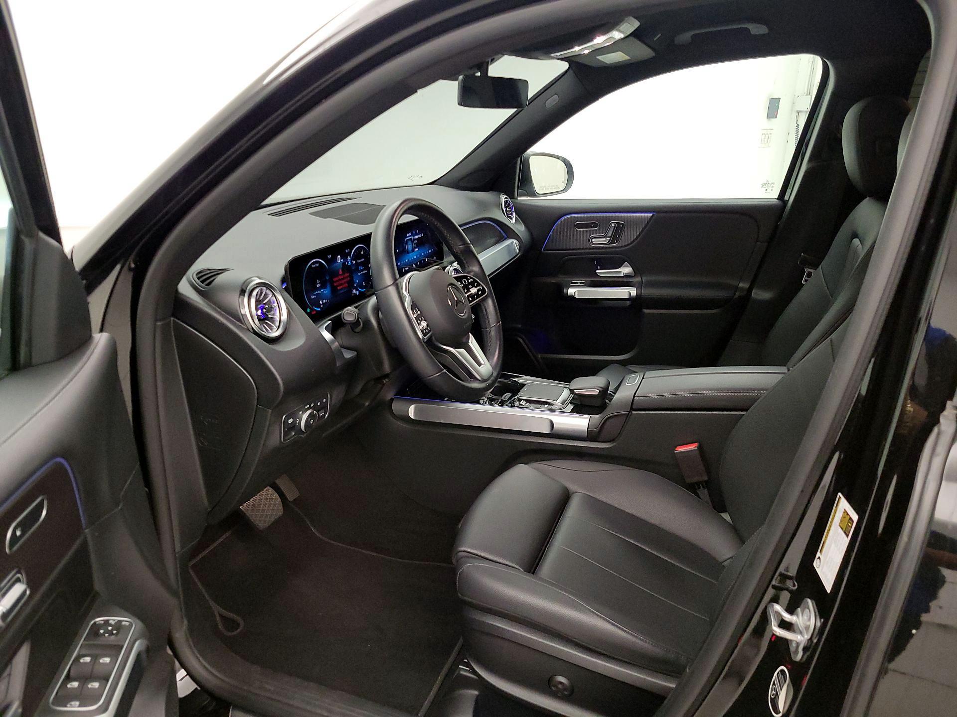 Thumbnail: 2023 Mercedes-Benz GLB - 11