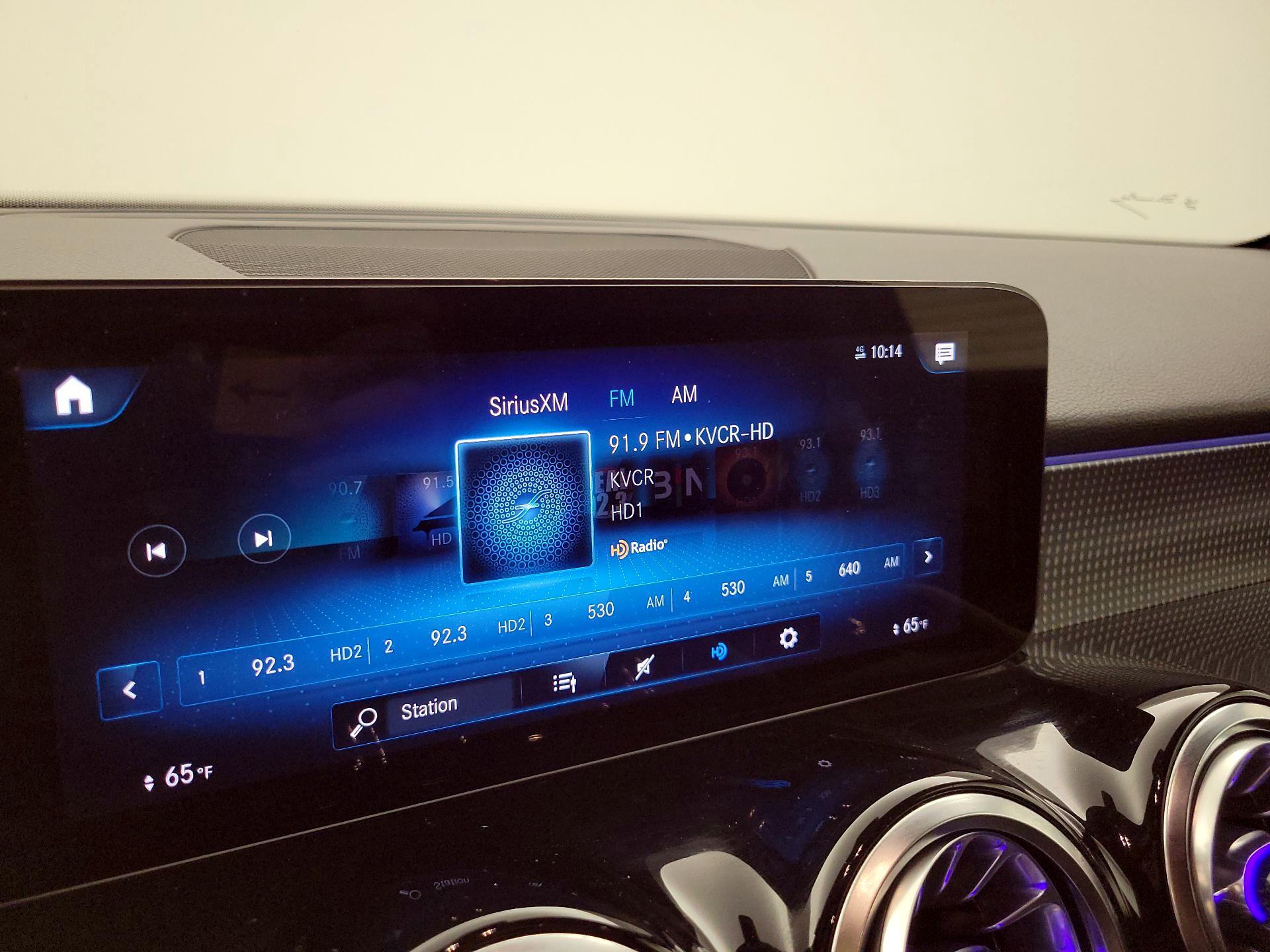 Thumbnail: 2023 Mercedes-Benz GLB - 15