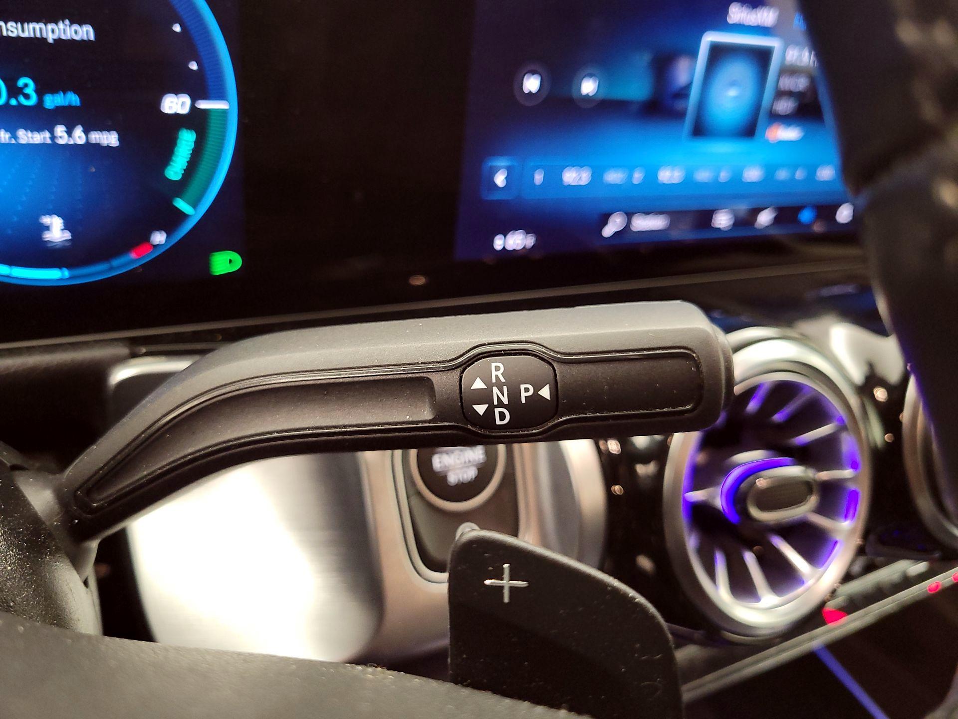 Thumbnail: 2023 Mercedes-Benz GLB - 17