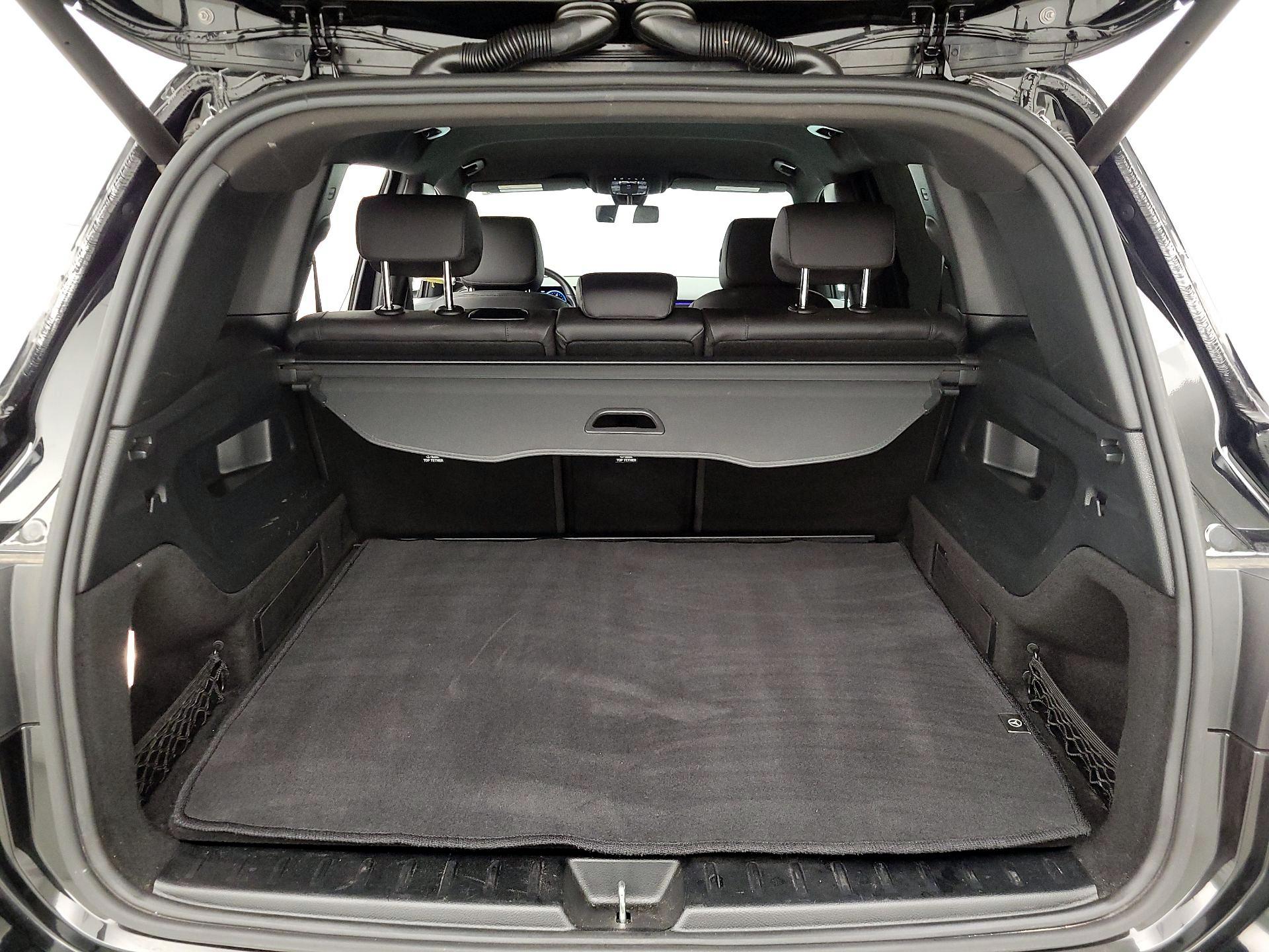 Thumbnail: 2023 Mercedes-Benz GLB - 19