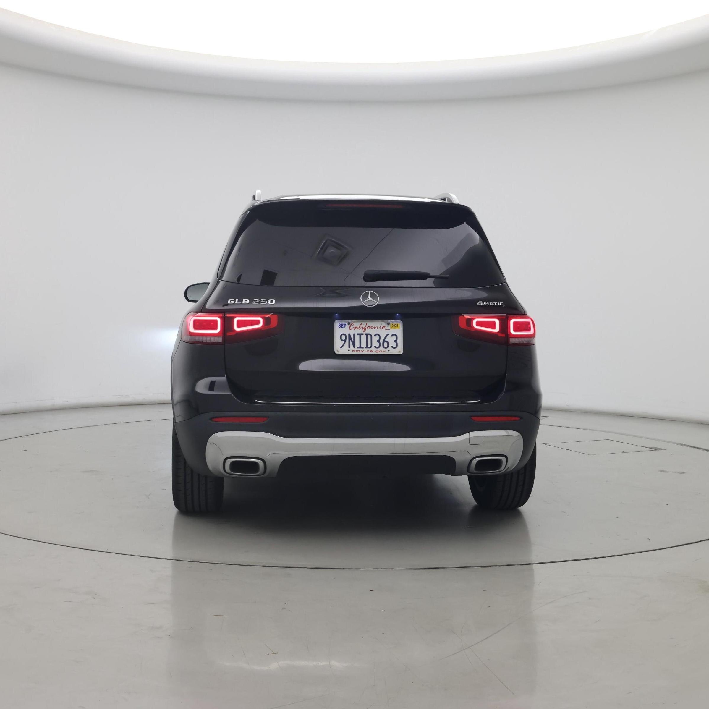 Thumbnail: 2023 Mercedes-Benz GLB - 6