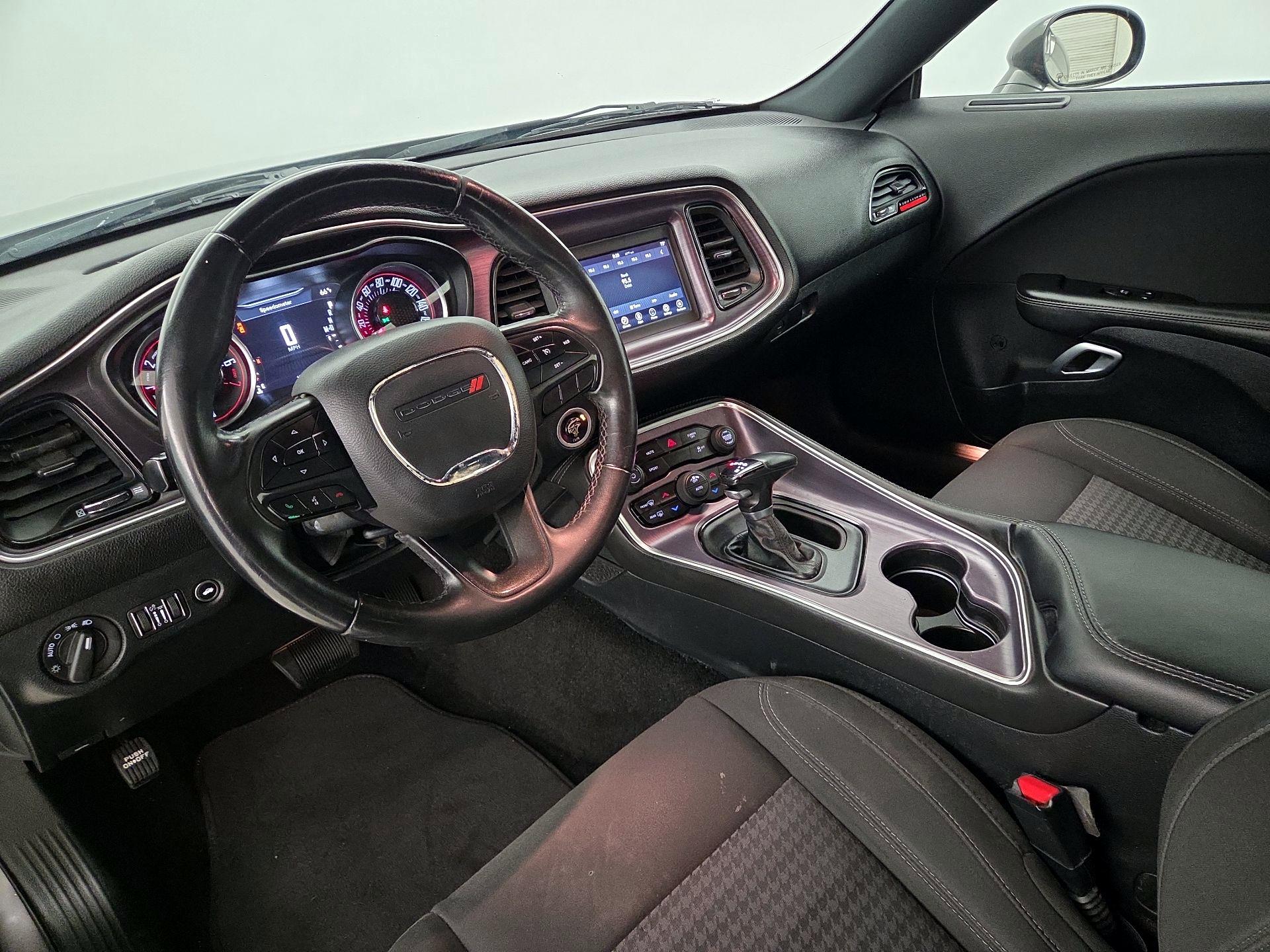 Thumbnail: 2018 Dodge Challenger - 9