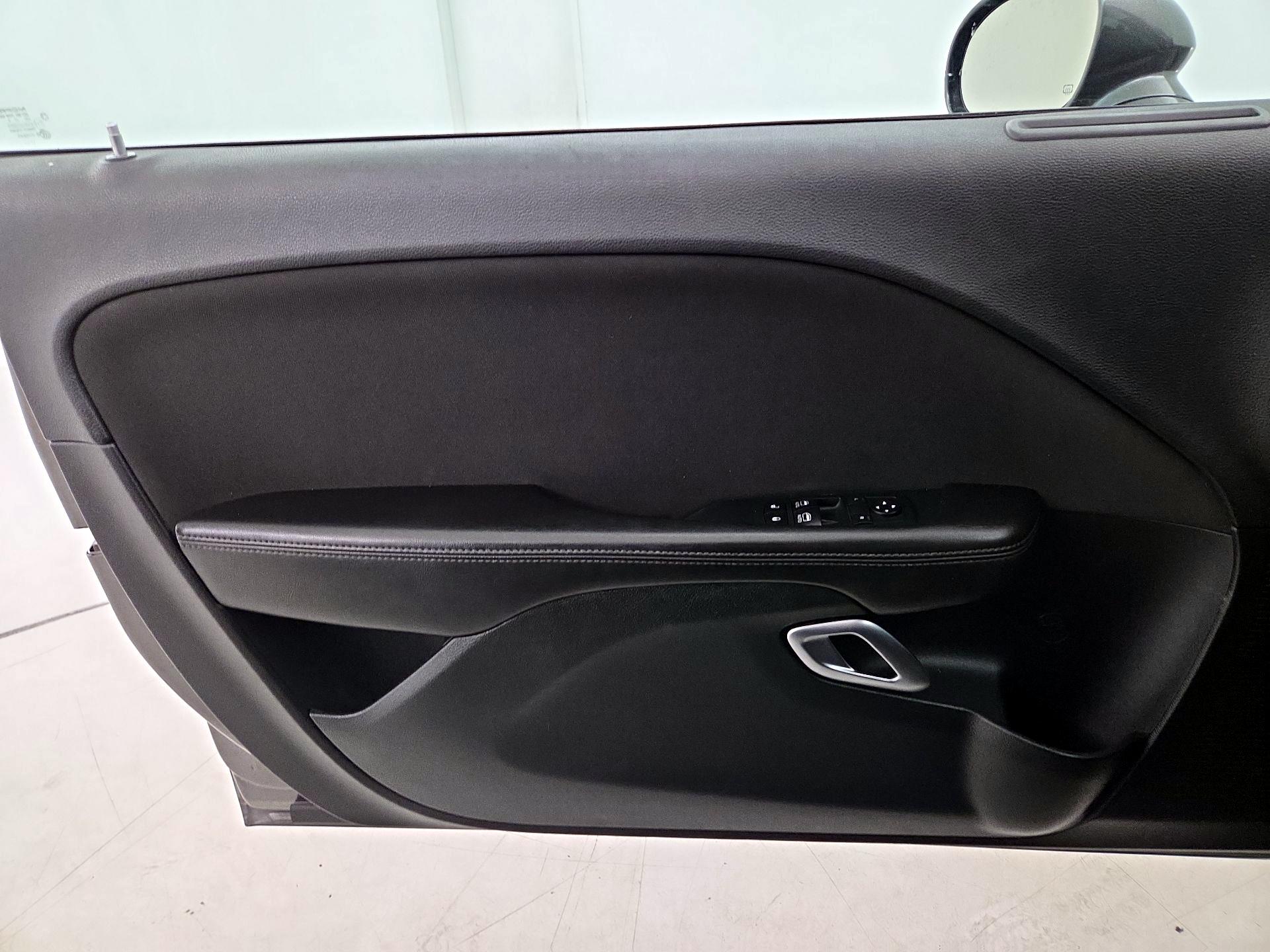 Thumbnail: 2018 Dodge Challenger - 12