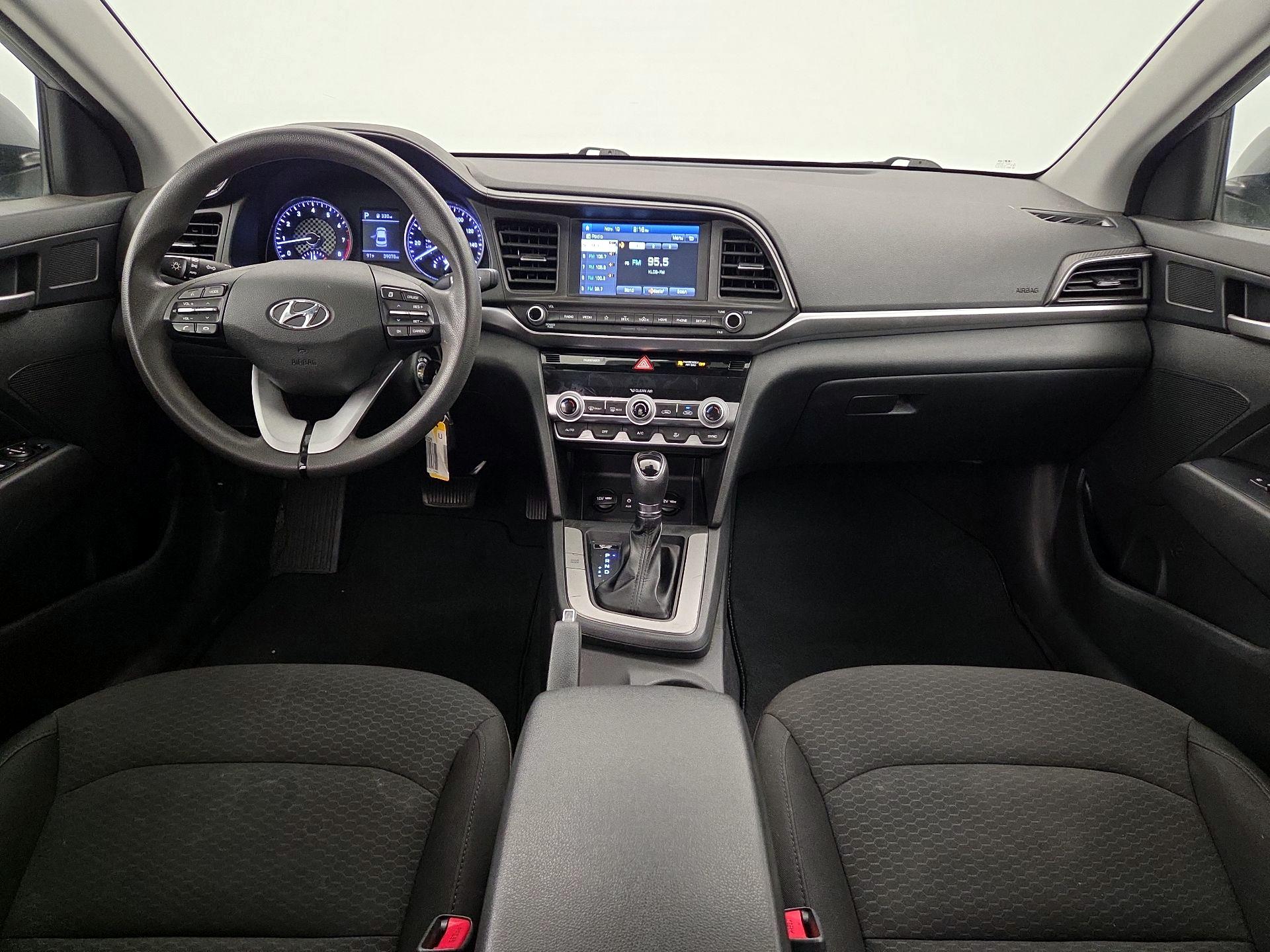 Thumbnail: 2020 Hyundai Elantra - 9