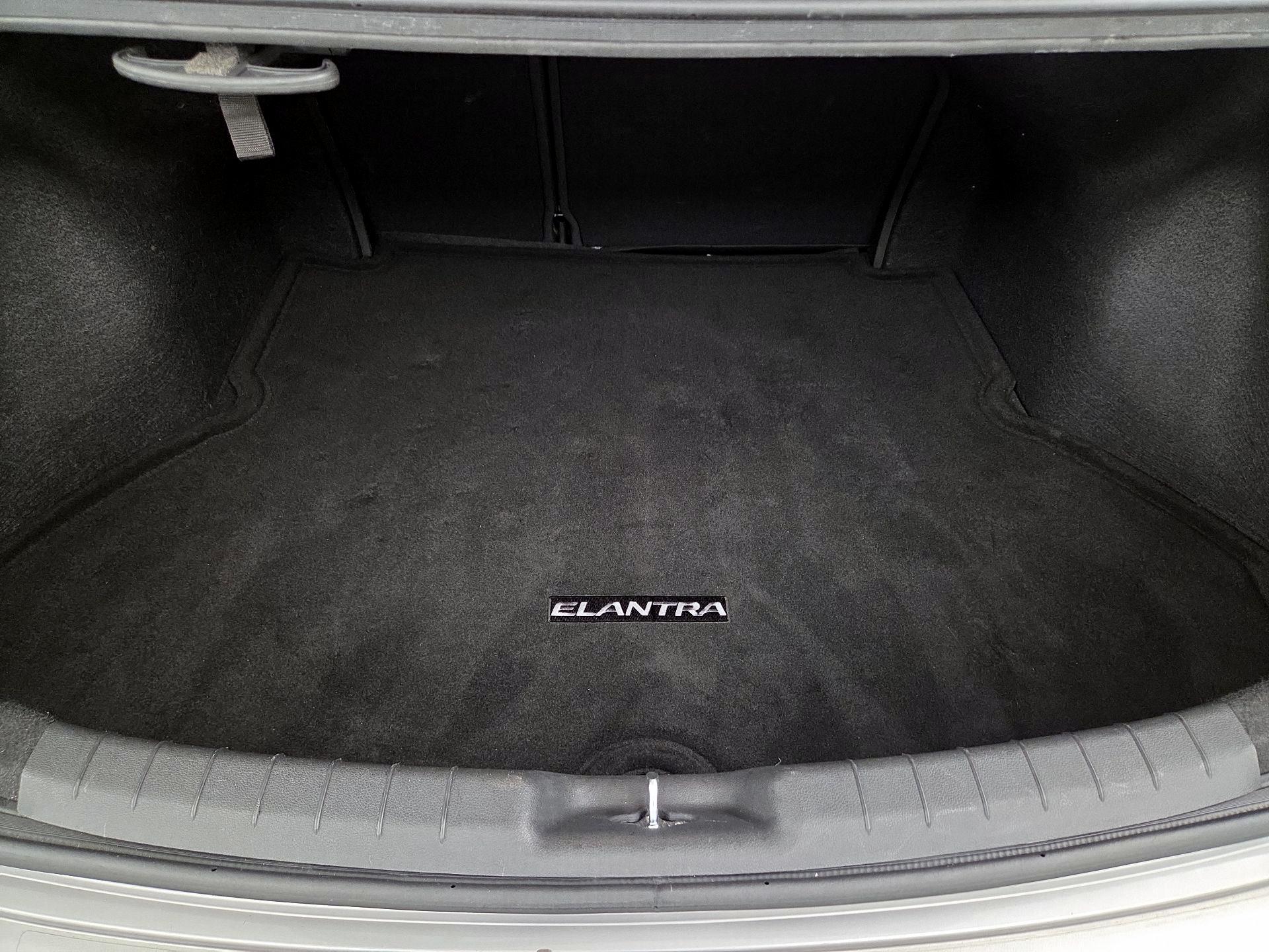 Thumbnail: 2020 Hyundai Elantra - 20