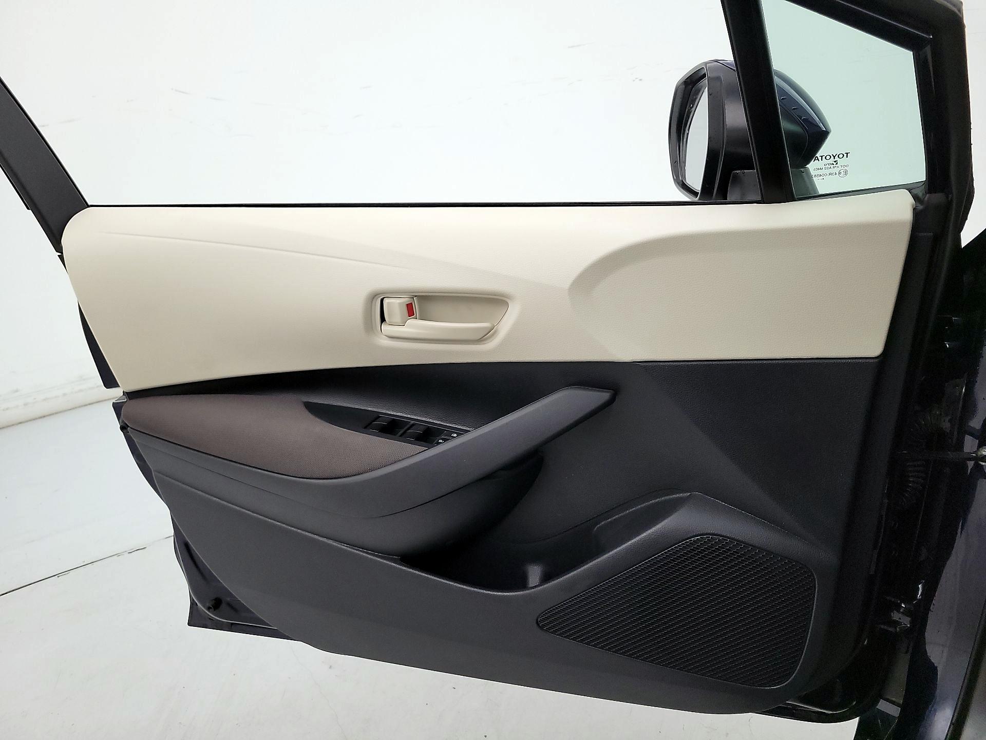 Thumbnail: 2025 Toyota Corolla - 12